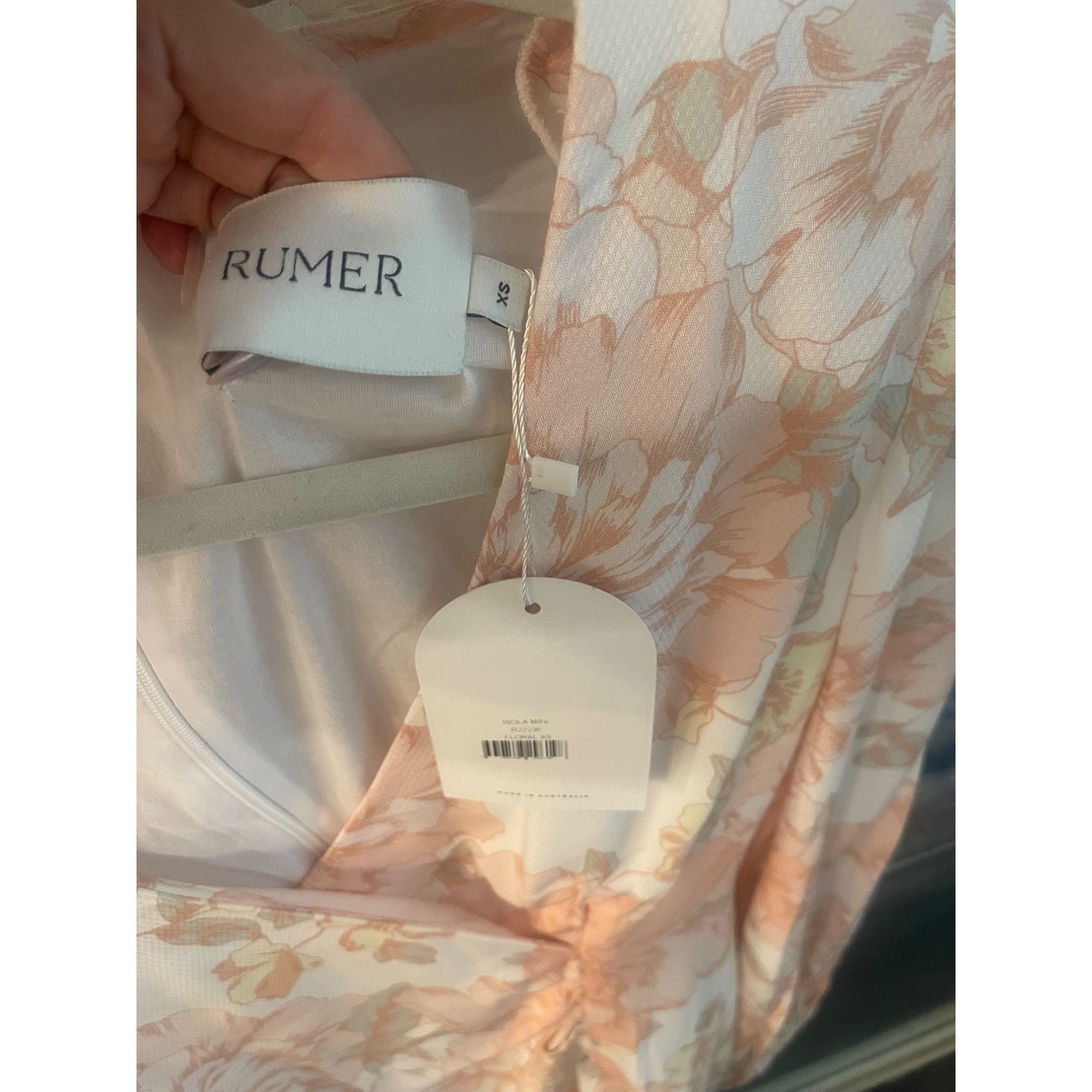 Other RUMOR NWT Isola Floral Mini Dress SZ XS Size XS / US 0-2 / IT 36-38 - 8 Thumbnail