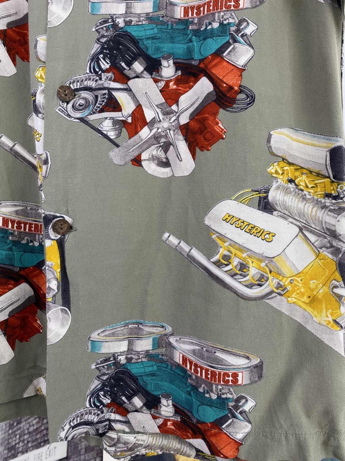 Hysteric Glamour 90’s Hysteric Engine All Over Print Rayon button ip Size US M / EU 48-50 / 2 - 13 Thumbnail