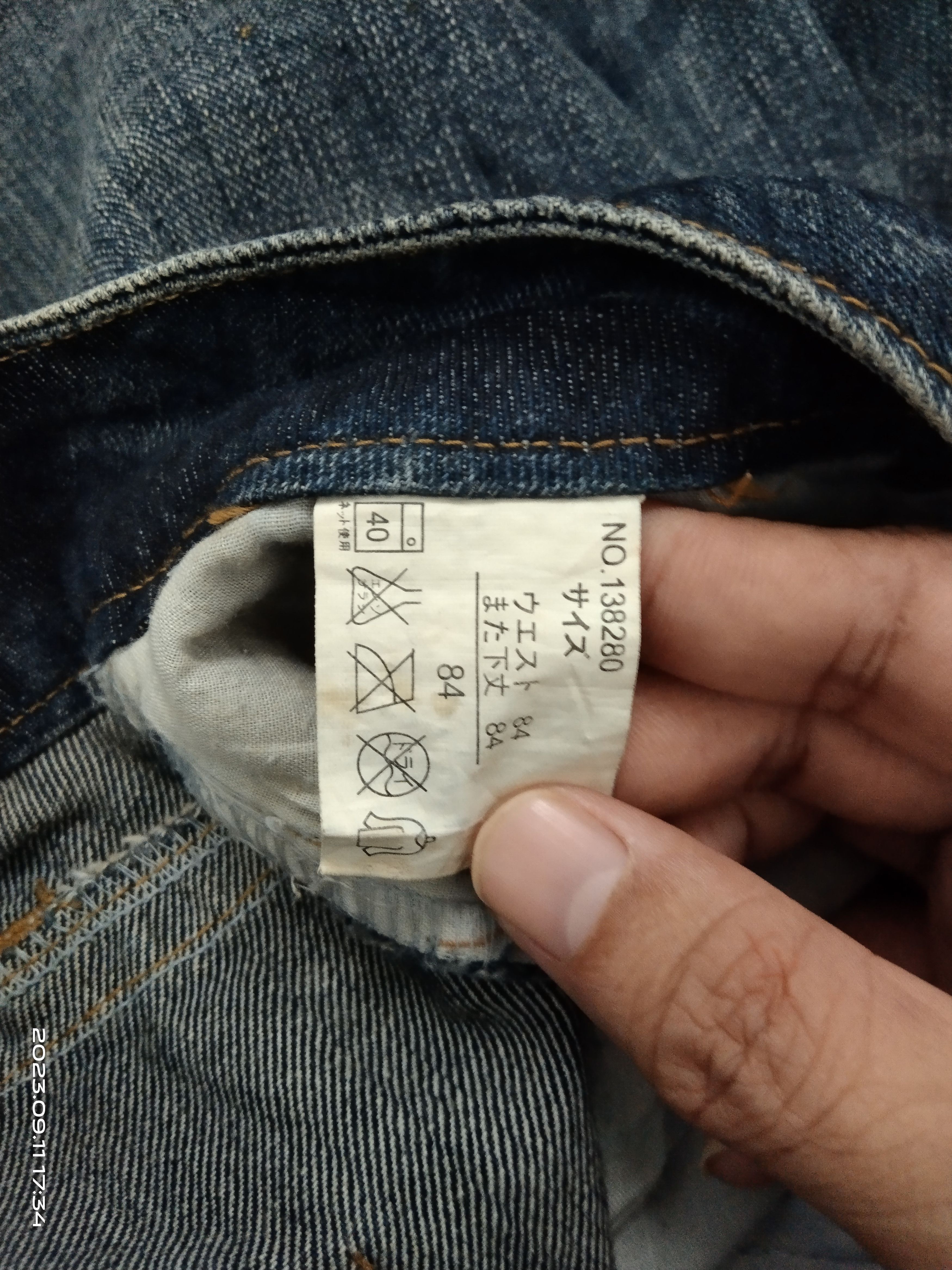 Japanese Brand FLARE SICK SPLATTER ORIGINAL JEANS DENIM PANTS Size US 31 - 7 Thumbnail