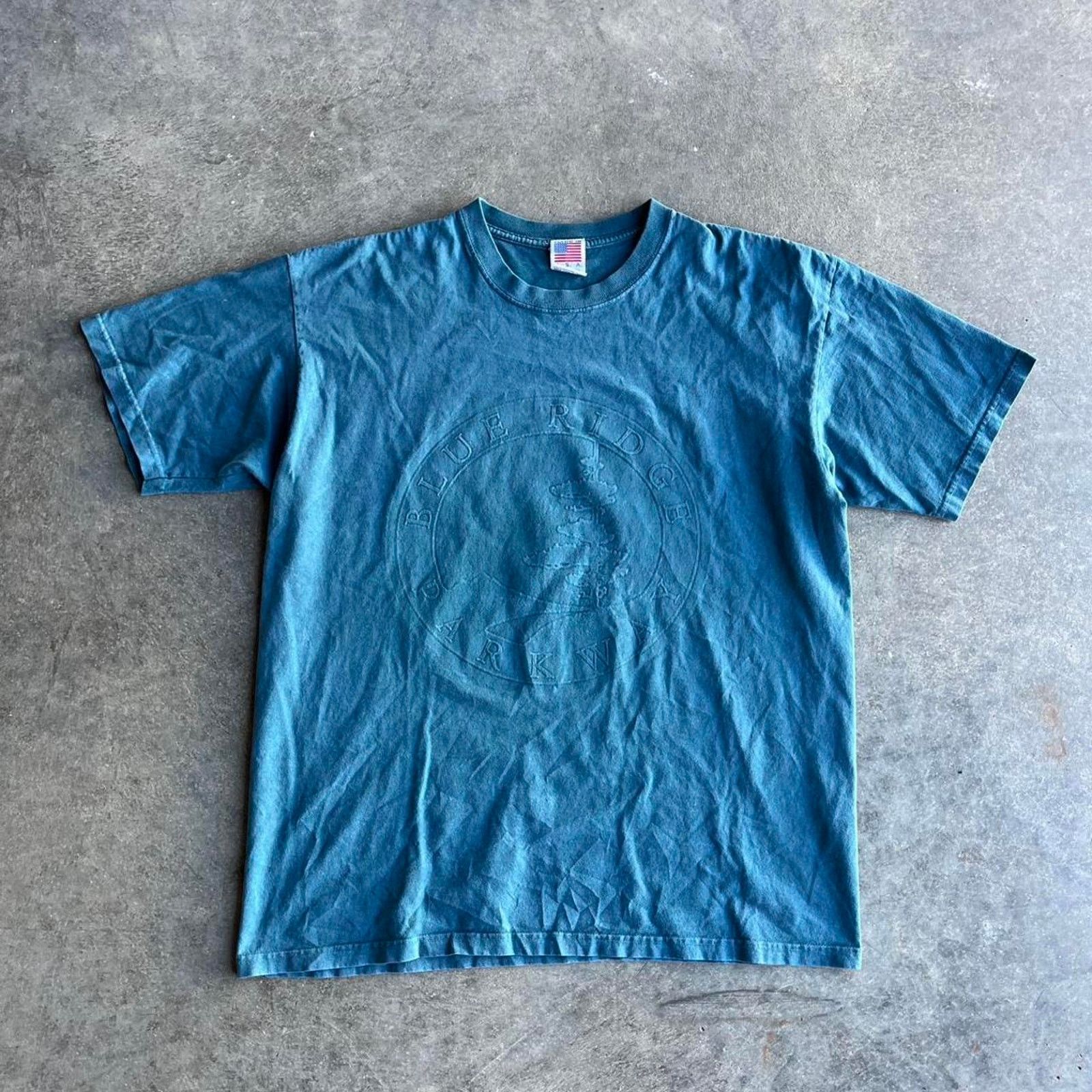 Vintage Vintage 90s usa embroidered tee Size US L / EU 52-54 / 3 - 1 Thumbnail