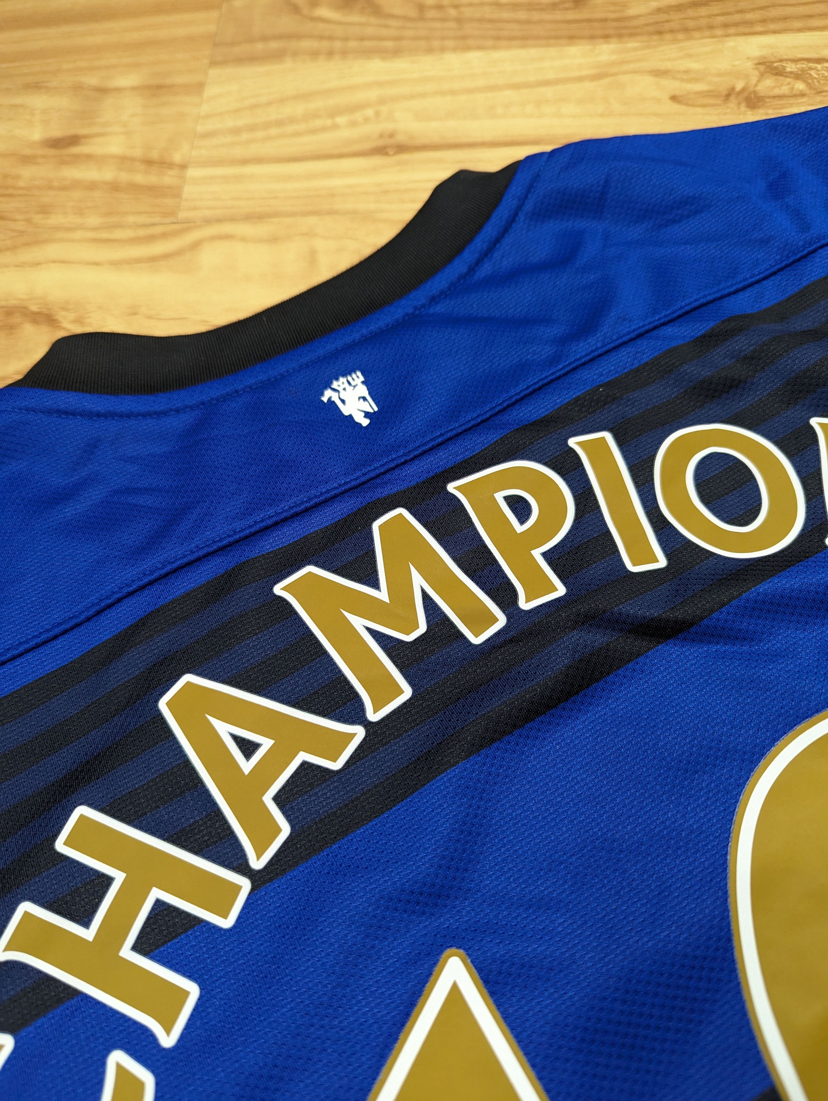 Nike MANCHESTER UNITED NIKE 2011/2012 FOOTBALL JERSEY CHAMPIONS Size US XXL / EU 58 / 5 - 13 Thumbnail