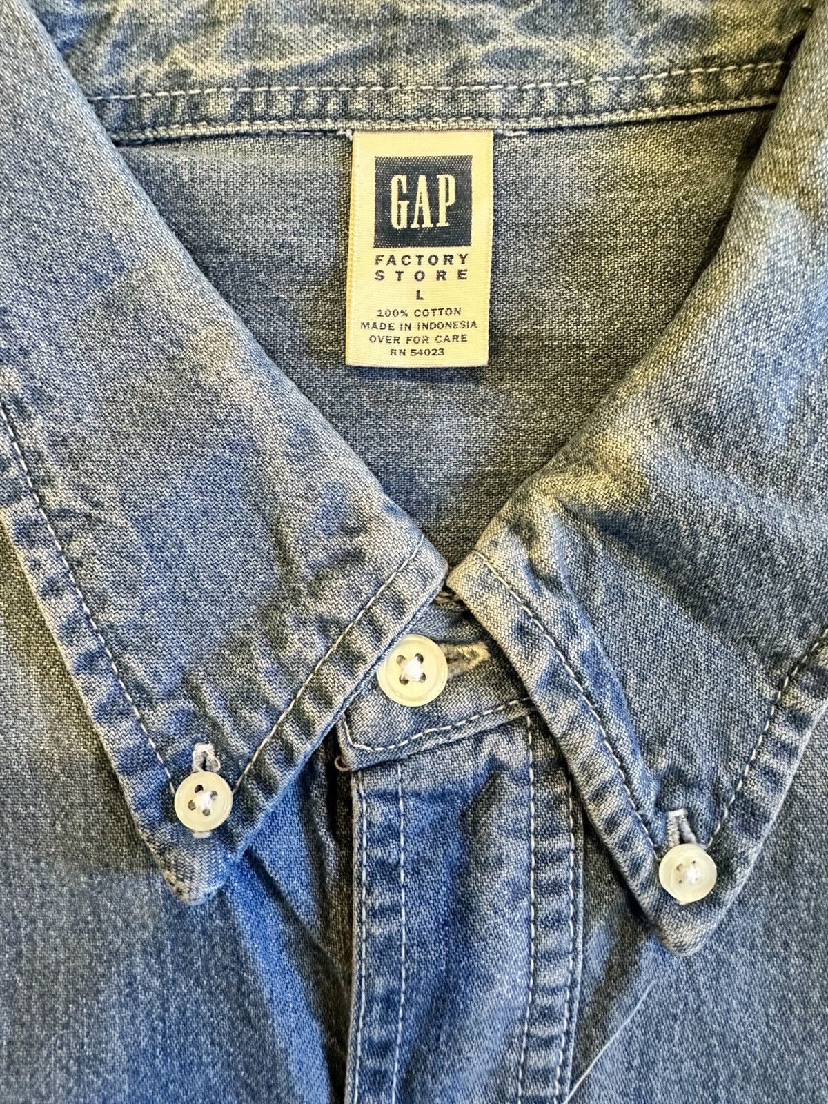 Gap Classic blue Gap denim button-up shirt Size US L / EU 52-54 / 3 - 4 Thumbnail