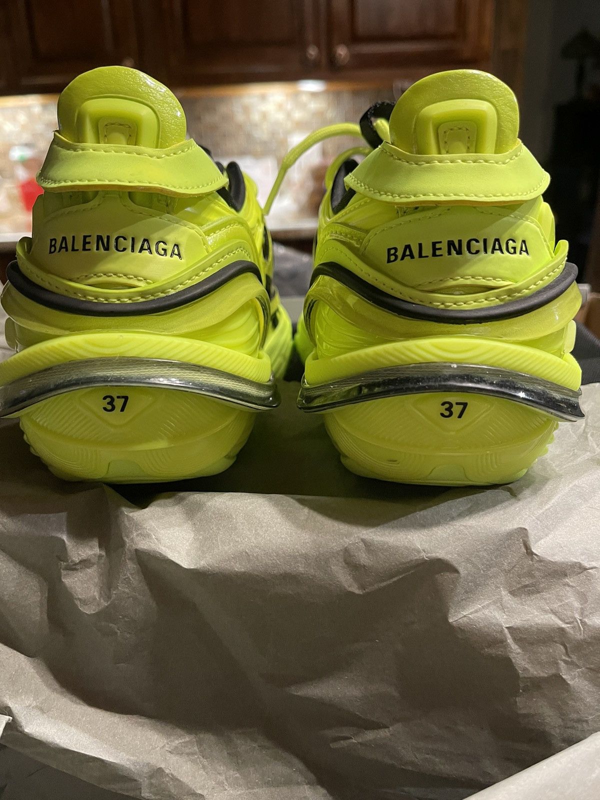 Balenciaga Balenciaga Tyrex lime green/yellow size 37 (7US) Size US 7 / EU 40 - 4 Thumbnail