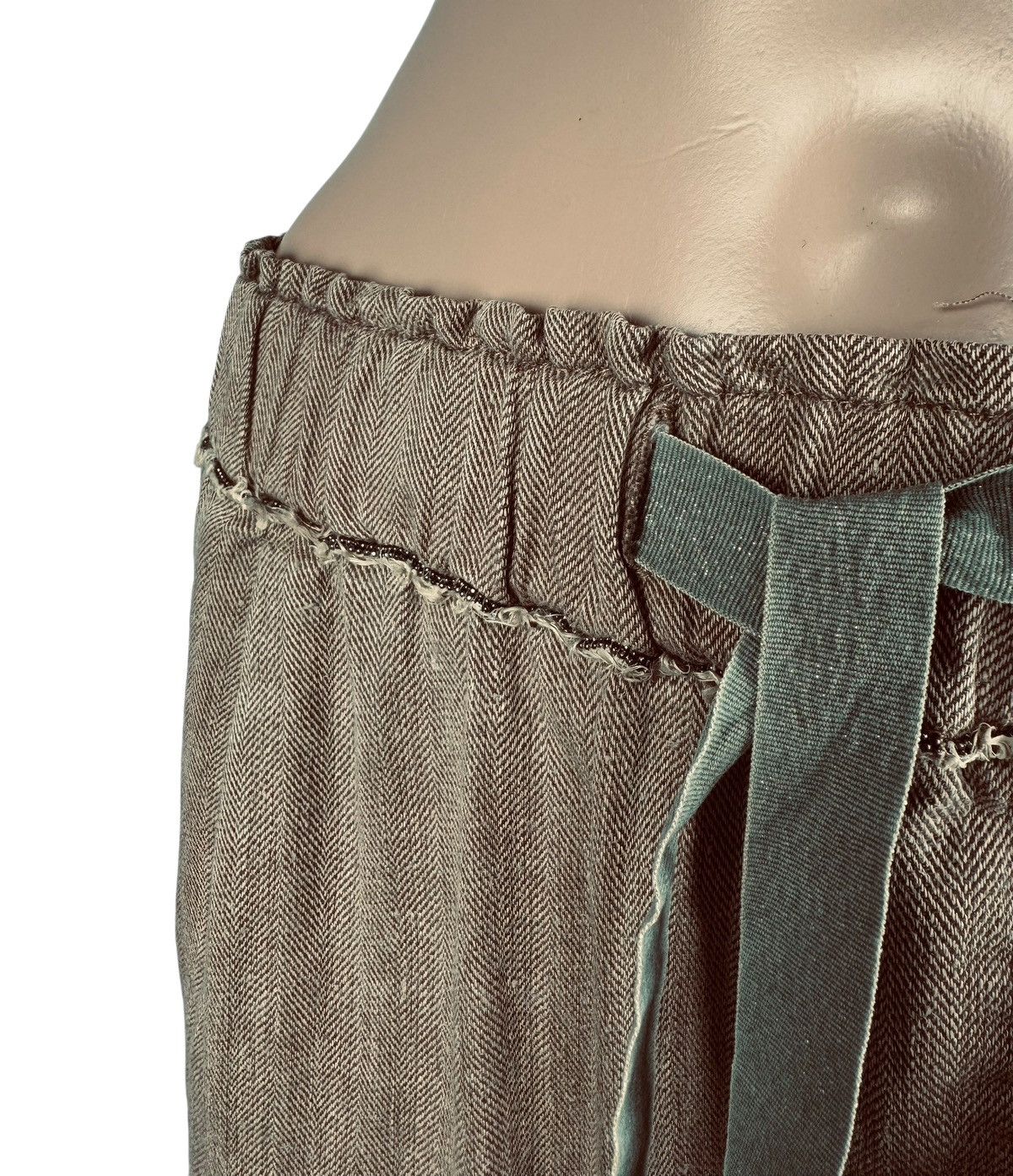 Brunello Cucinelli Brunello Cucinelli Herringbone Crop Trousers Linen-Cotton Size 26" / US 2 / IT 38 - 6 Thumbnail