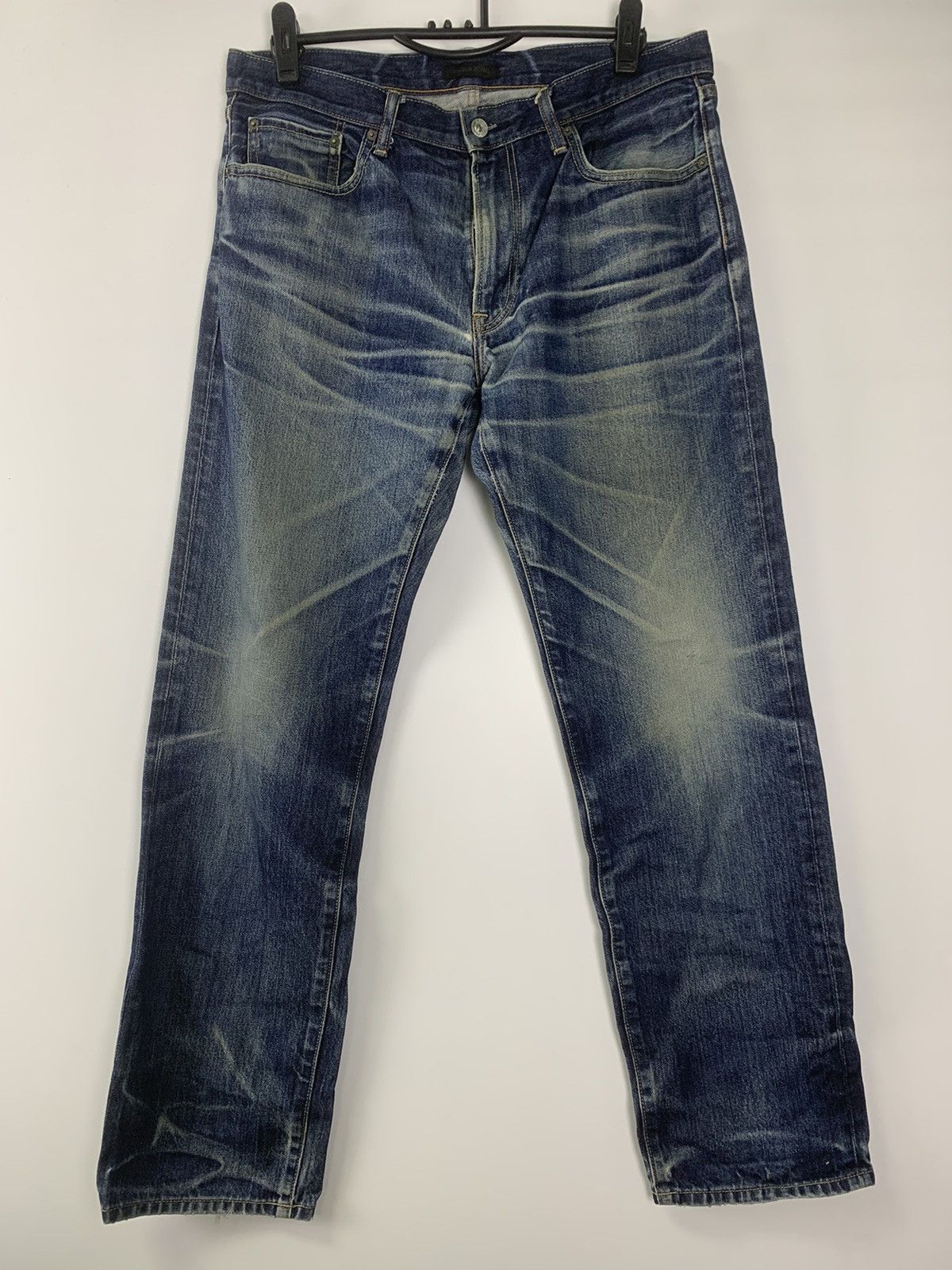 Uniqlo Vintage Uniqlo distressed denim Size US 34 / EU 50 - 1 Thumbnail