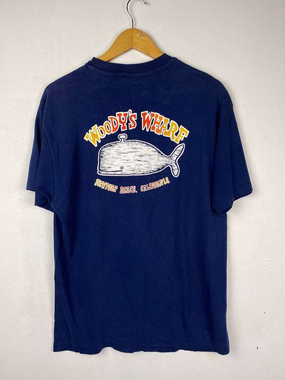 Vintage vintage whoodys wharf newport beach tee Size US L / EU 52-54 / 3 - 1 Thumbnail