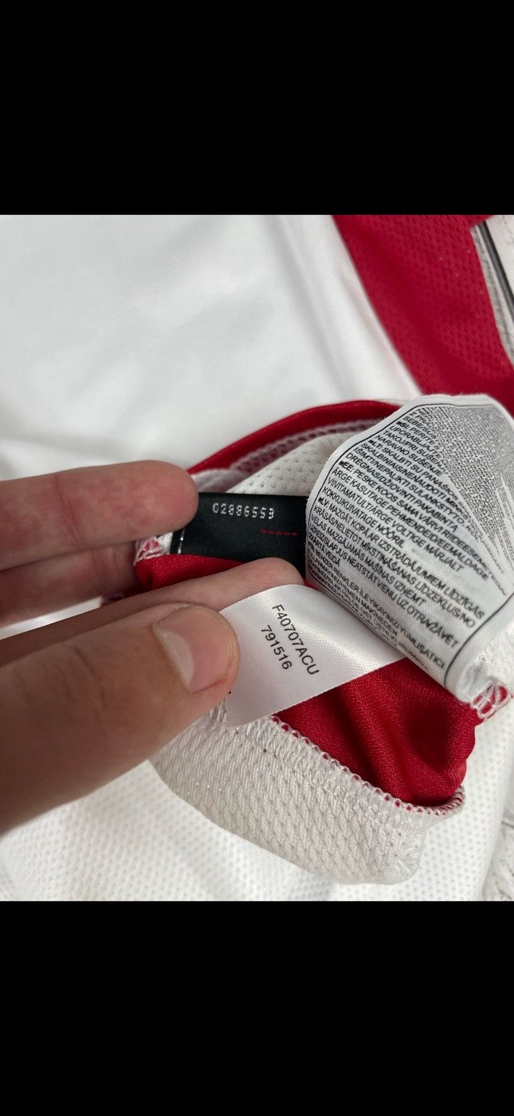 Nike Vintage nike soccer polo white size M logo total 90 portuga Size US M / EU 48-50 / 2 - 3 Thumbnail