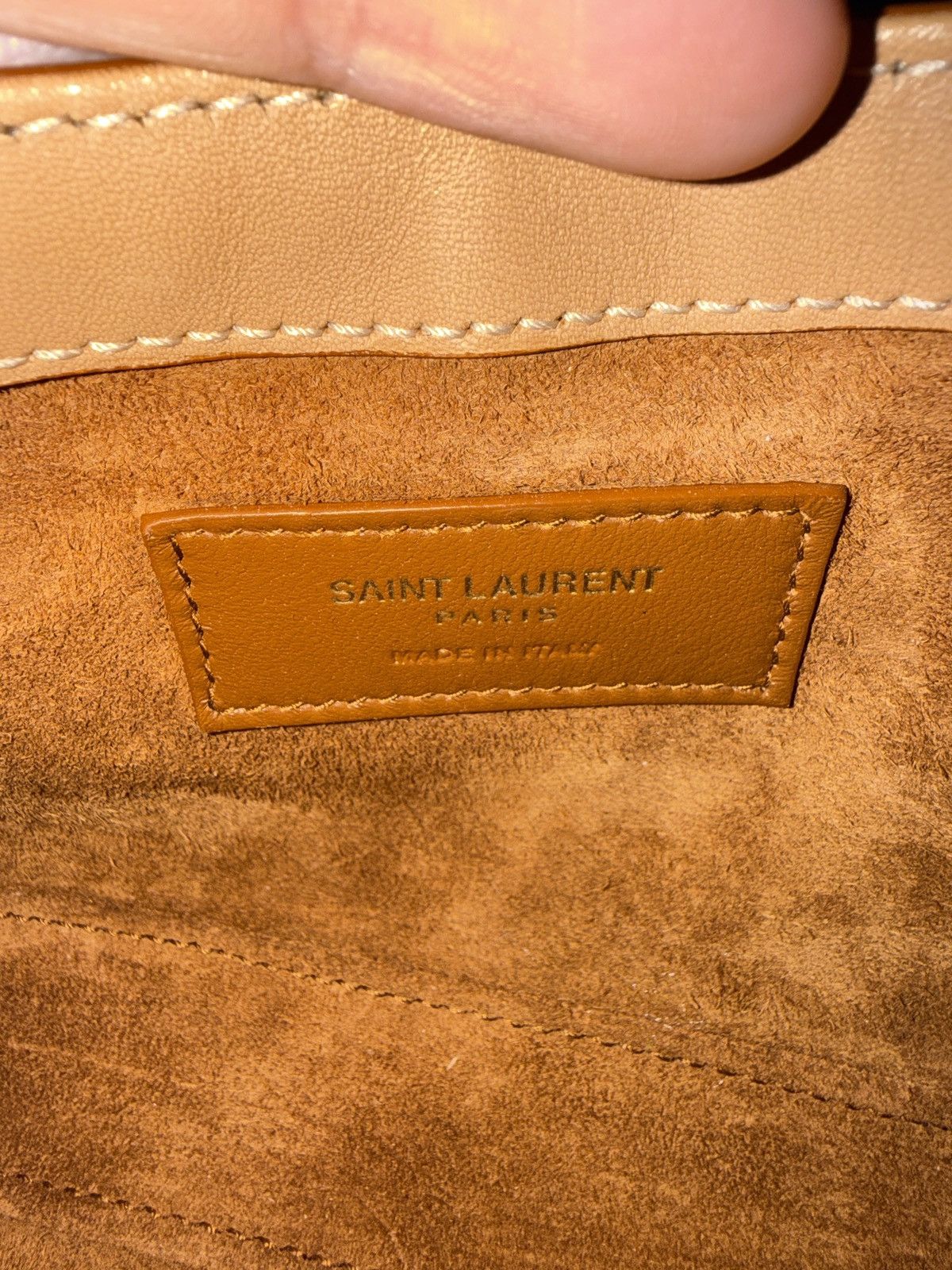 Yves Saint Laurent Saint Laurent (YSL) Le 5 à 7 Mini Hobo Bag Size ONE SIZE - 17 Thumbnail