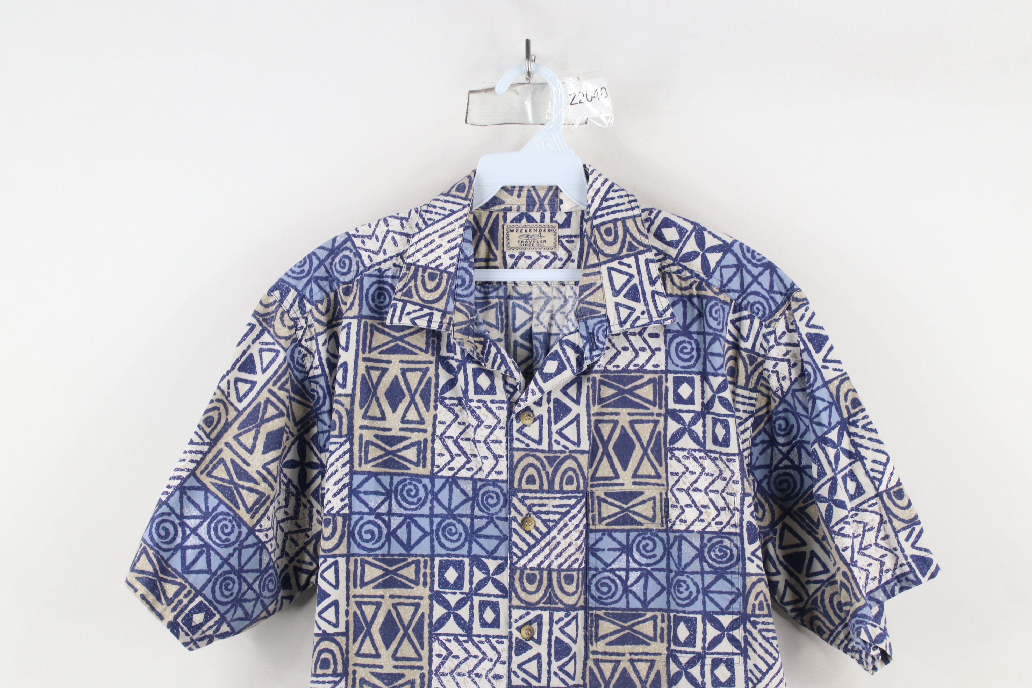 Vintage Vintage 90s Streetwear Abstract Hawaiian Luau Button Shirt Size US L / EU 52-54 / 3 - 2 Thumbnail