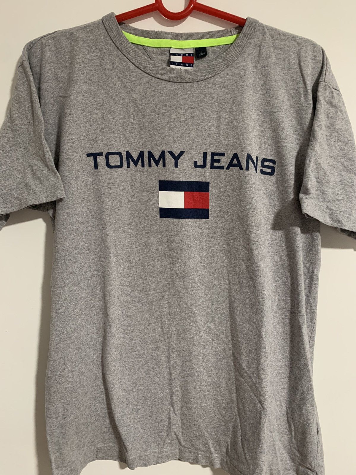 Tommy Hilfiger × Vintage Heavyweight vintage Tommy jeans t shirt Size US M / EU 48-50 / 2 - 1 Thumbnail