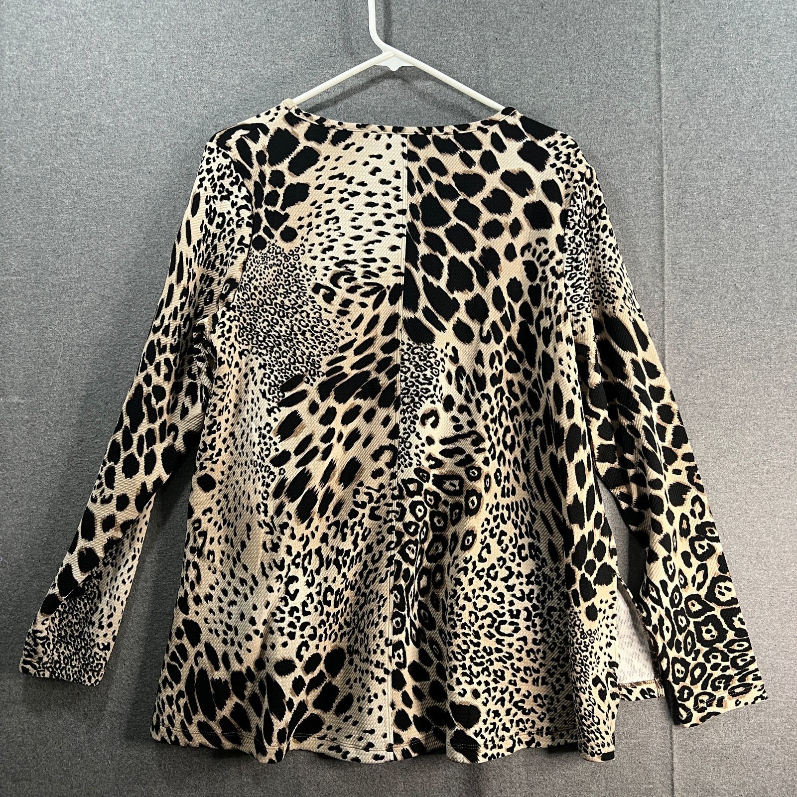 Other Attitudes by Renee Long Sleeve V-neck Tunic Textured Size M / US 6-8 / IT 42-44 - 2 Thumbnail