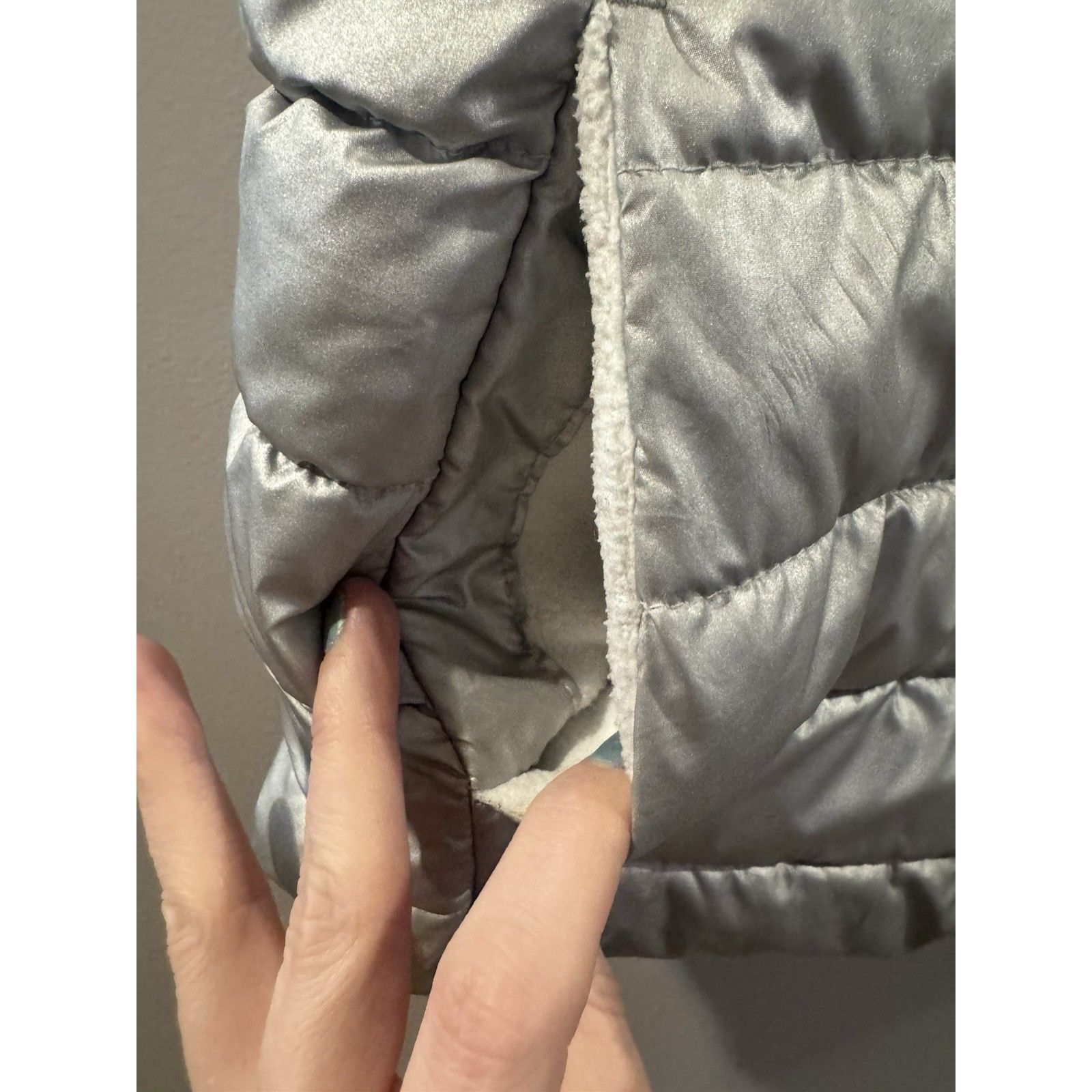 Gap GAP Silver Metallic "Big Puff" Puffer Vest Size Small Size S / US 4 / IT 40 - 5 Thumbnail