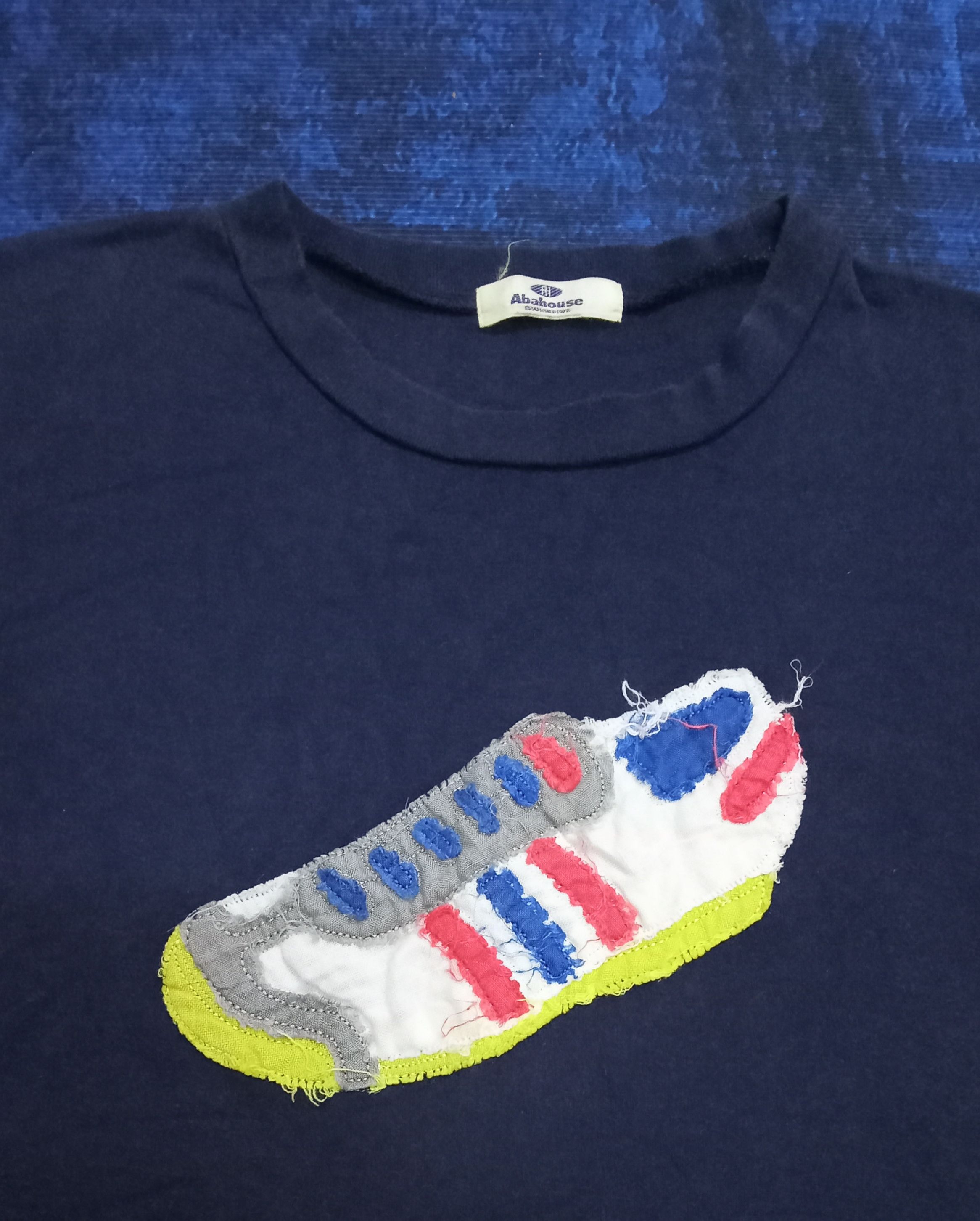 ABAHOUSE Abahouse Extremely Rare Design Vintage T Shirt Size S / US 4 / IT 40 - 2 Thumbnail
