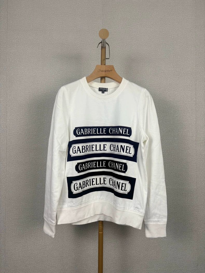 Chanel Chanel Flocked Logo Long Sleeve Top Size US S / EU 44-46 / 1 - 1 Thumbnail