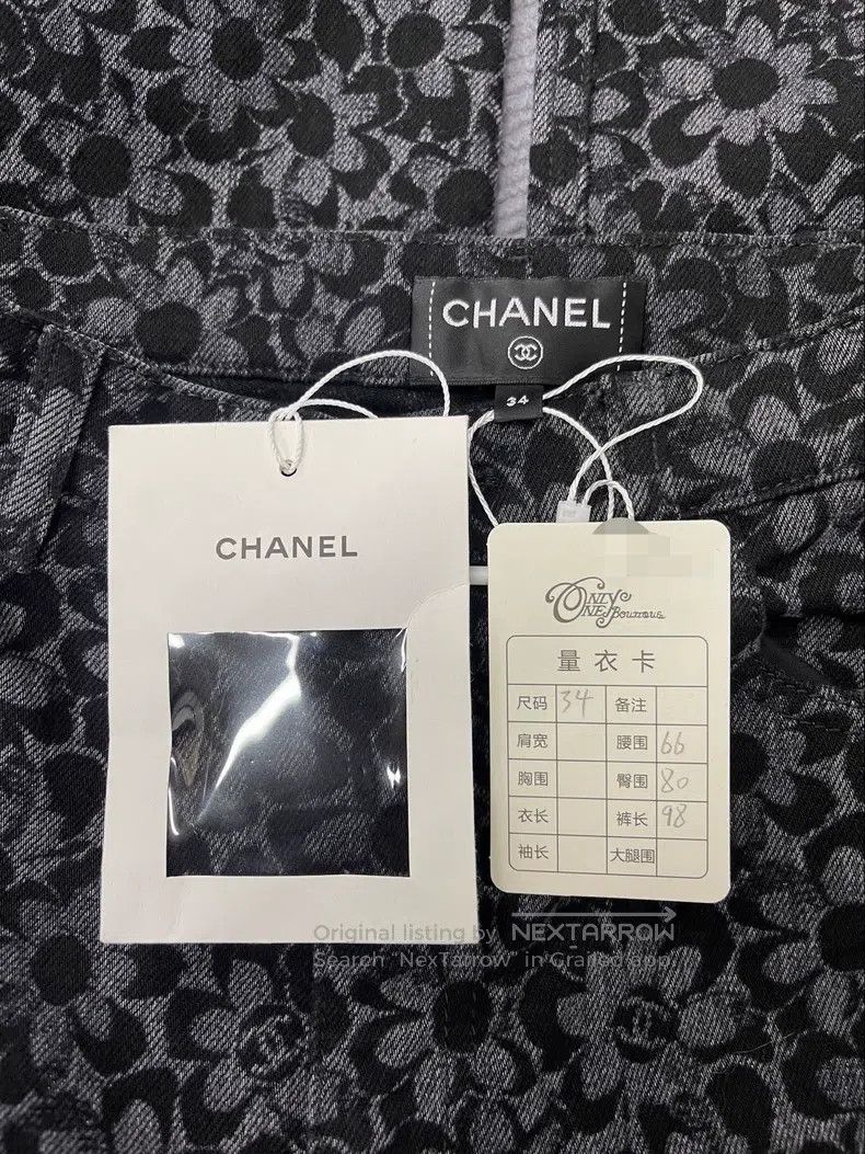 Chanel Chanel 24B black camelia jeans Size 42" / US 20 - 4 Thumbnail