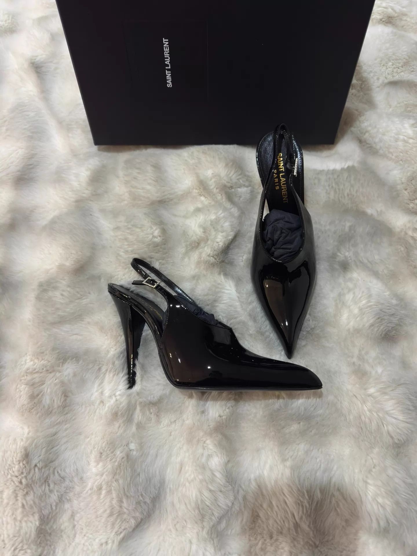 Yves Saint Laurent YSL New Crystal Patent Leather Heels 36 Size US 5.5 / IT 35.5 - 1 Thumbnail