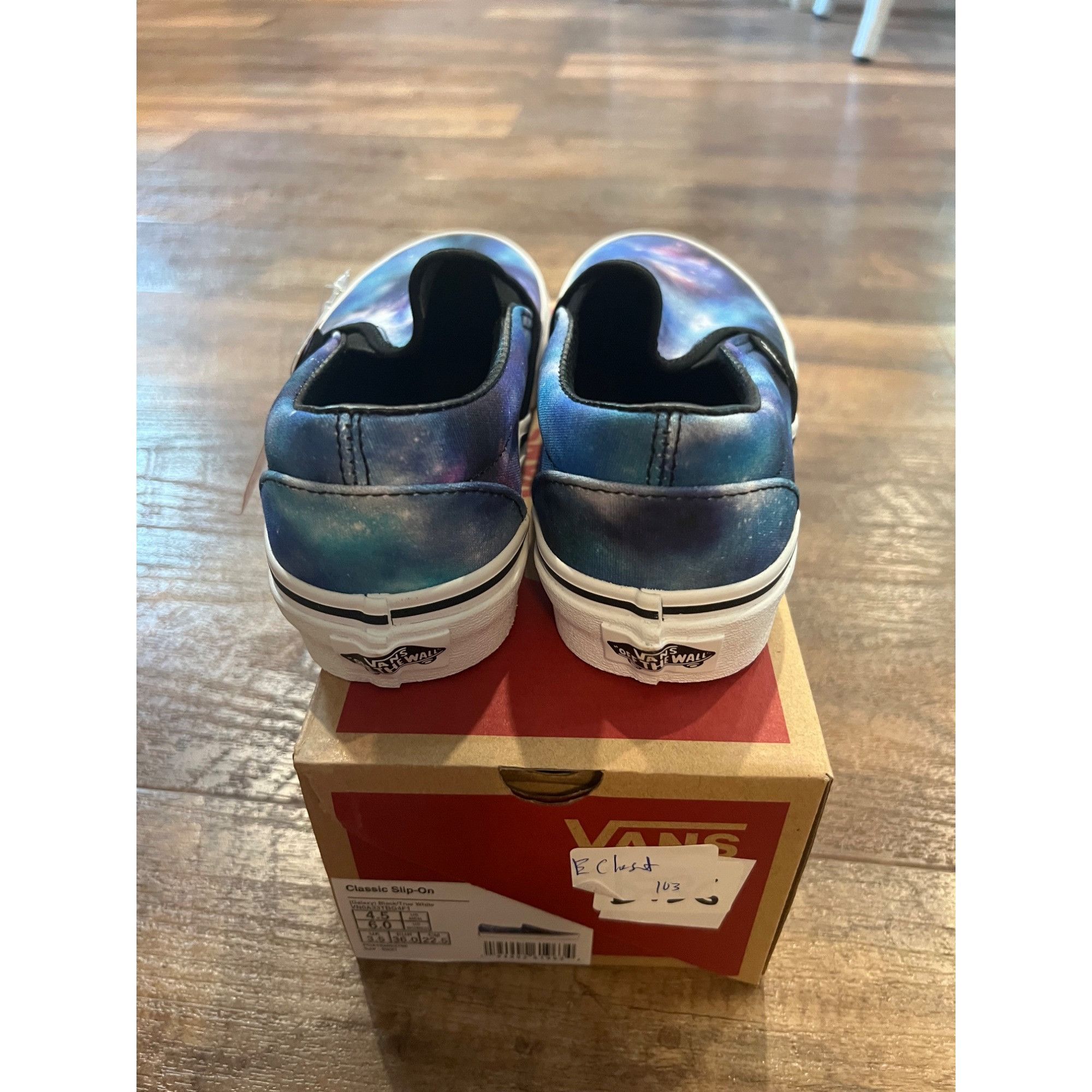 Vans Vans Classic Slip-On Mens 4.5 Women’s 6 Galaxy, Blue Canvas Size US 6 / IT 36 - 2 Thumbnail