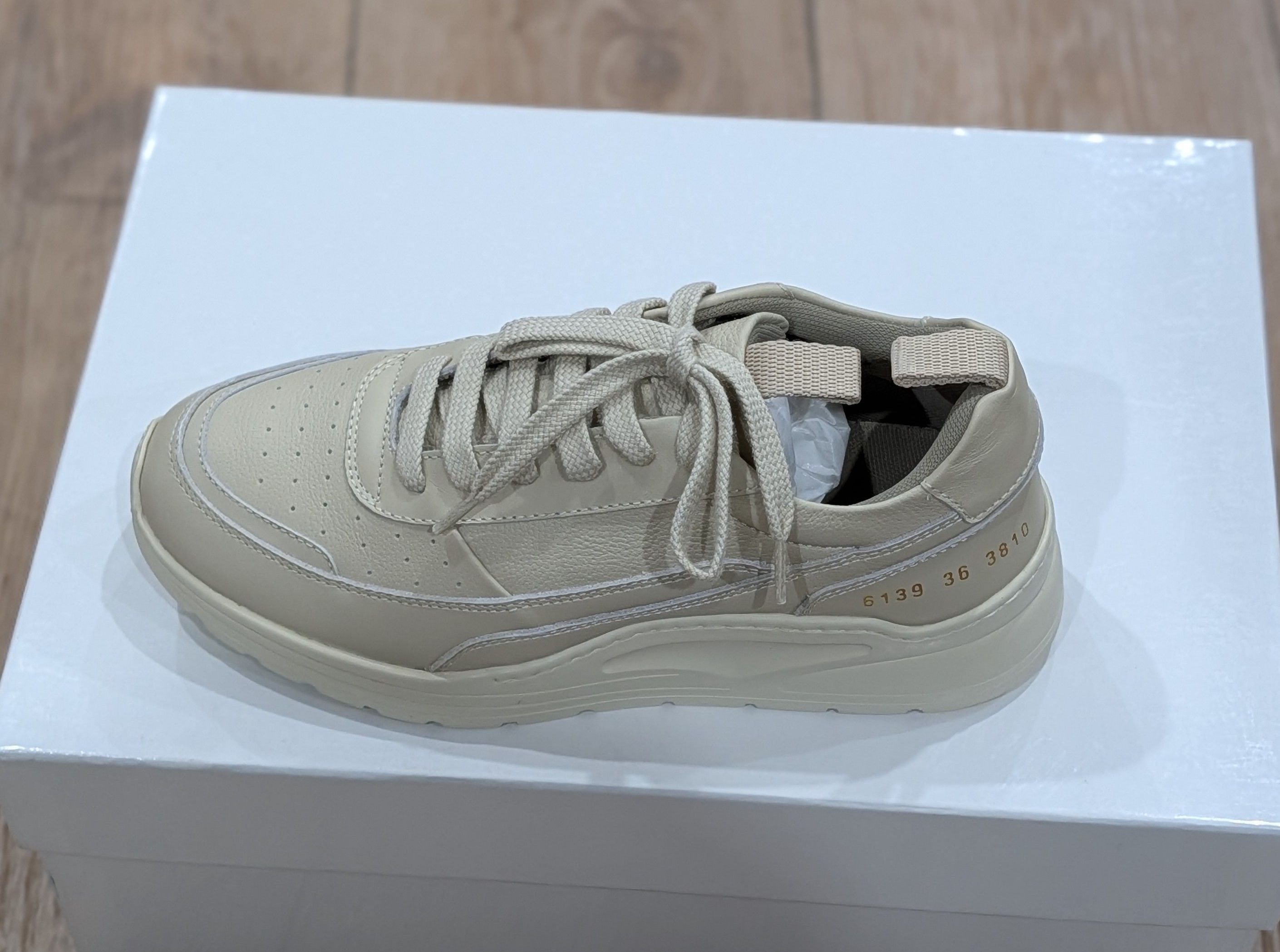 Common Projects Common Projects "Track 90" Leather Sneakers Clay 36 US 6 Size US 6 / IT 36 - 5 Thumbnail