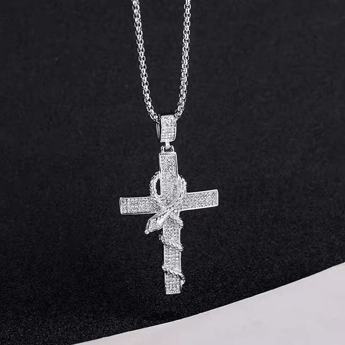 Jewelry × Vintage Retro serpentine cross with diamond pendant necklace Size ONE SIZE - 3 Thumbnail