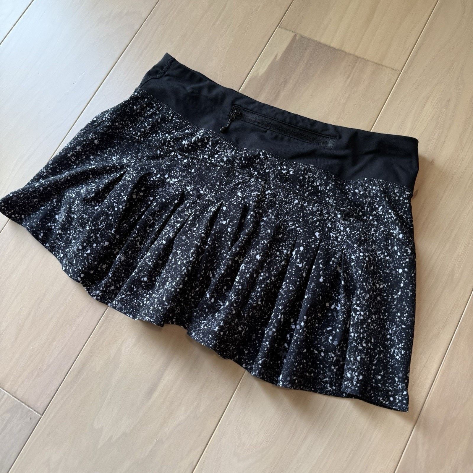 Lululemon Lululemon Circuit Breaker Skirt 4 Black Speckle Sportswear Size 27" / US 4 / IT 40 - 7 Thumbnail