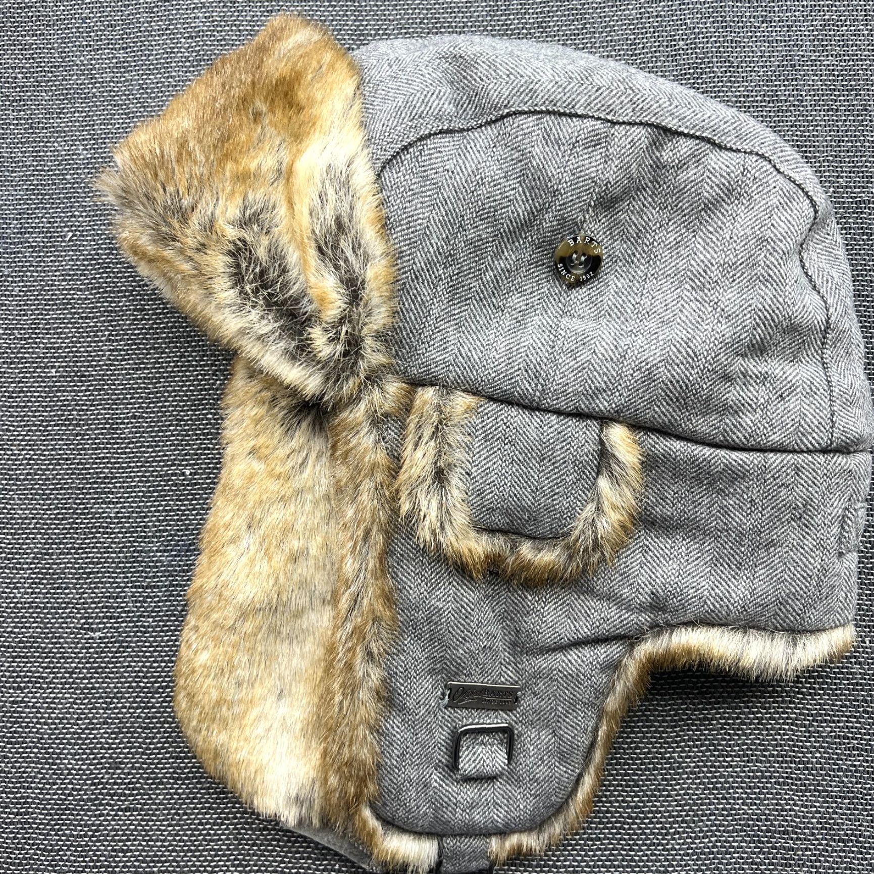 Vintage Barts Deluxe Trapper Hat One Size Faux Fur Aviator Ushanka Quilted Gray Unisex Adults Mens Womens Holiday Winter Halloween Casual Travel Ear Flap Size ONE SIZE - 2 Thumbnail