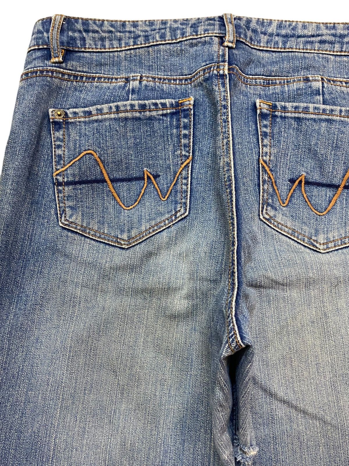 Japanese Brand Vintage Japanese Brands Blue Wash Flare Jeans Size US 32 / EU 48 - 5 Thumbnail
