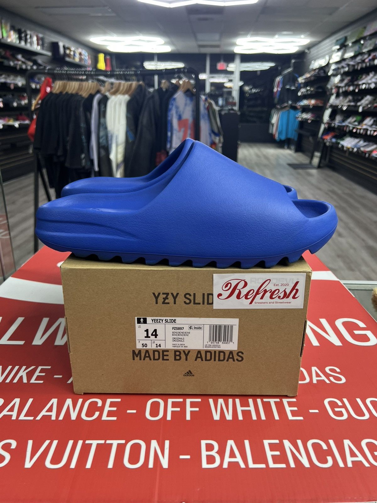 Yeezy Yeezy Slide Azure Size 14 Size US 14 / EU 47 - 1 Thumbnail