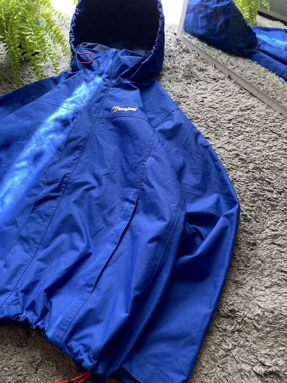 Berghaus Berghaus Light Jacket Gorpcore Outdoor Gore-Tex Logo Rare Size US M / EU 48-50 / 2 - 4 Thumbnail