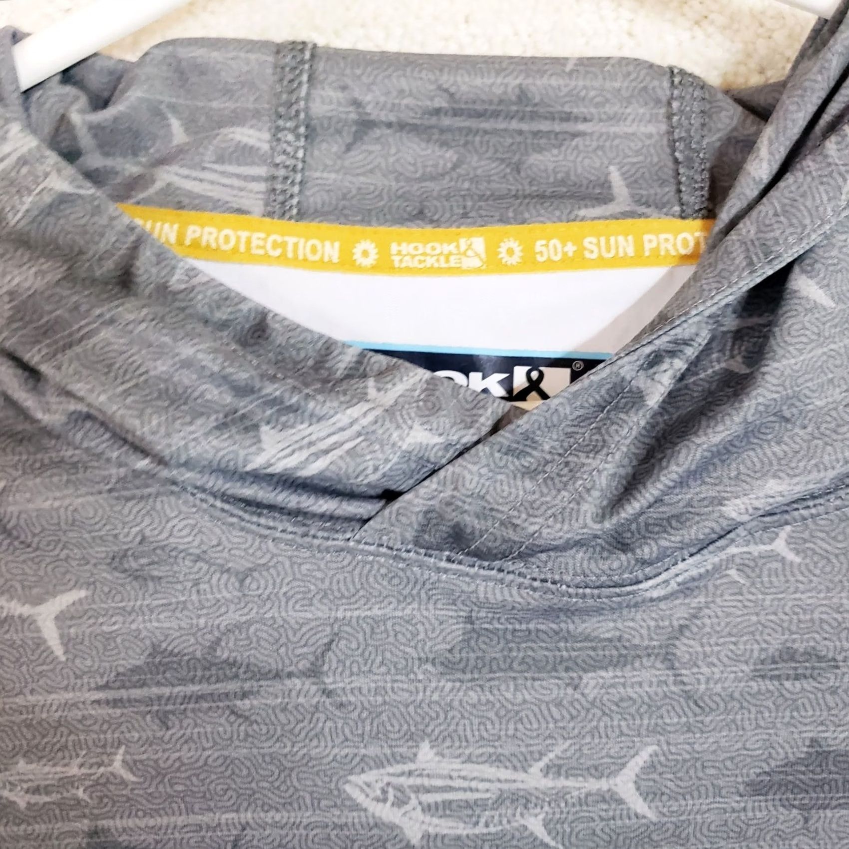 Vintage Hook & Tackle Hoodie Shirt Men L Gray Fish Pattern Long Sleeve Lightweight 50spf Hooded Size US L / EU 52-54 / 3 - 6 Thumbnail