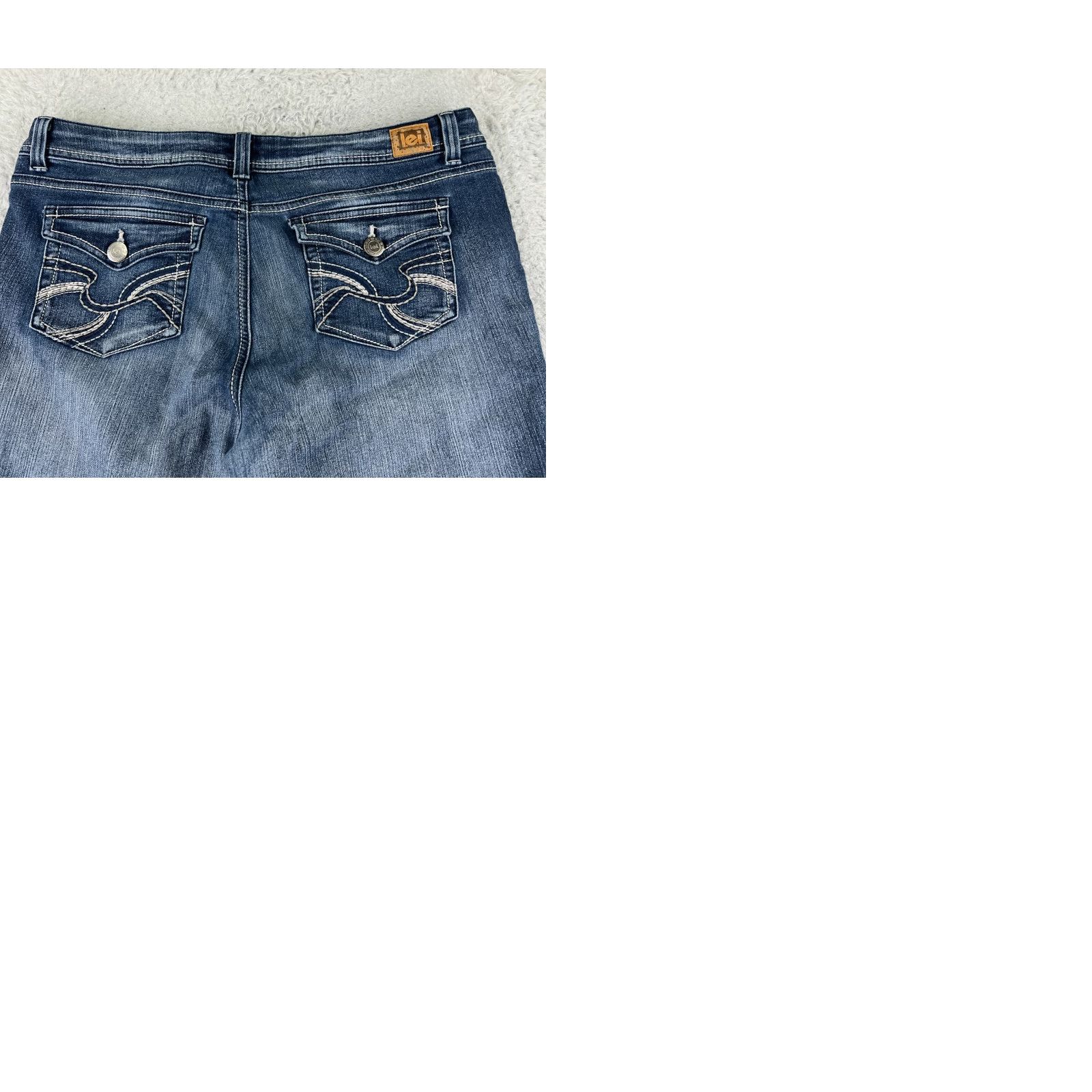 Vintage Maurices Jeans Womens 17 Blue Denim Flared Hipster 34x26 Cotton Stretch Distressed Medium Wash 5-Pocket Regular Rise Mens? Wait. Size 38" / US 16 / IT 52 - 10 Thumbnail