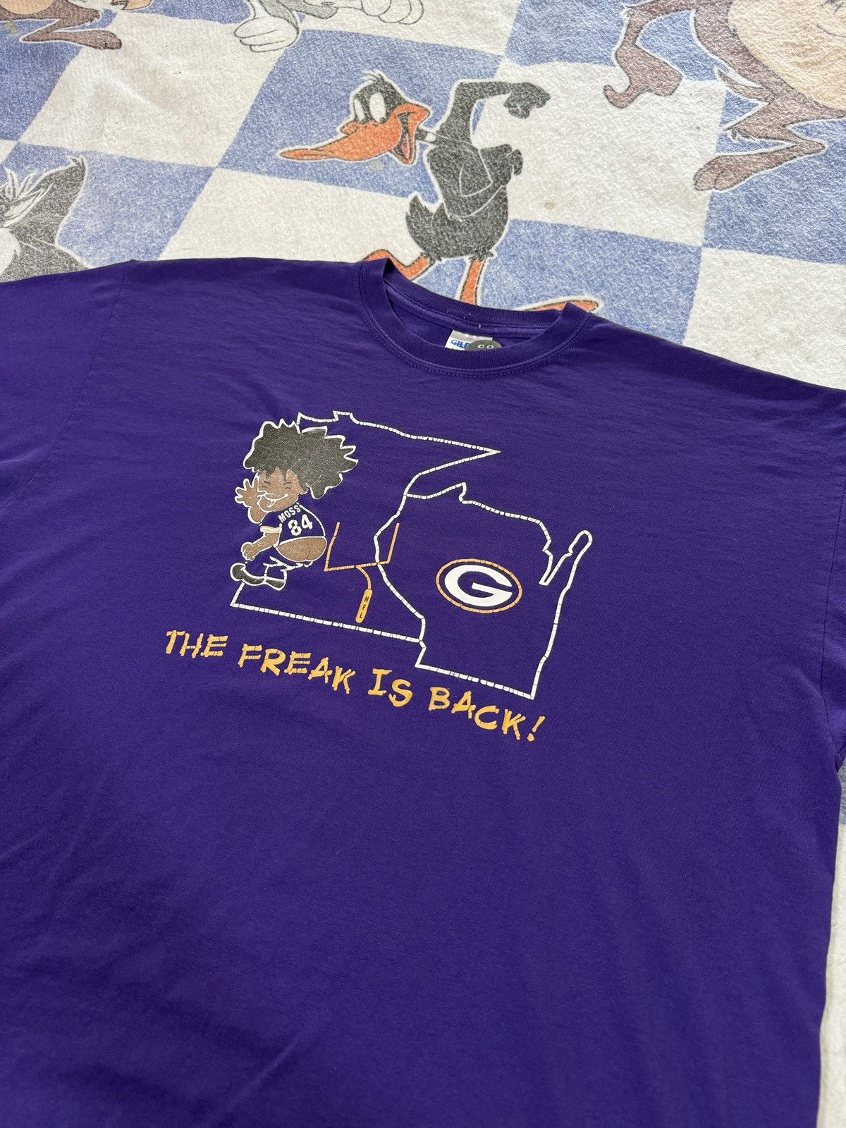 NFL Minnesota vikings randy moss moon tee Size US XL / EU 56 / 4 - 2 Thumbnail