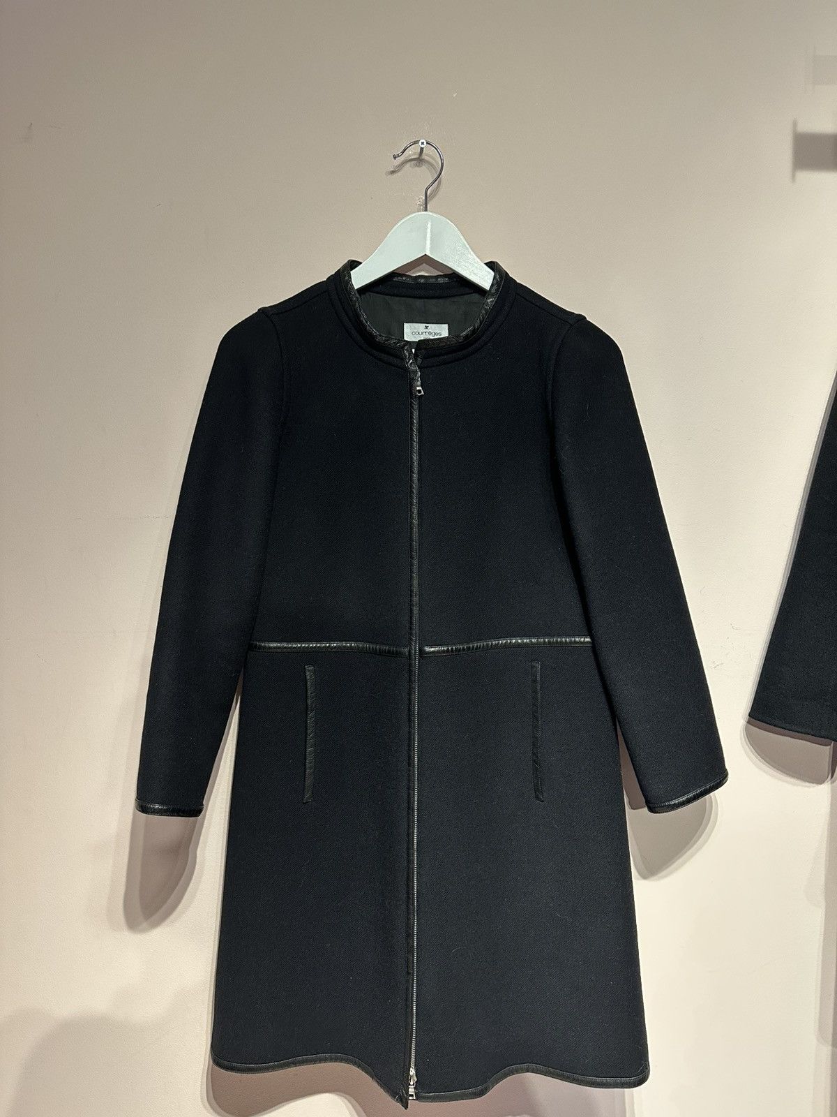 Courreges Courrèges coat Size S / US 4 / IT 40 - 1 Thumbnail