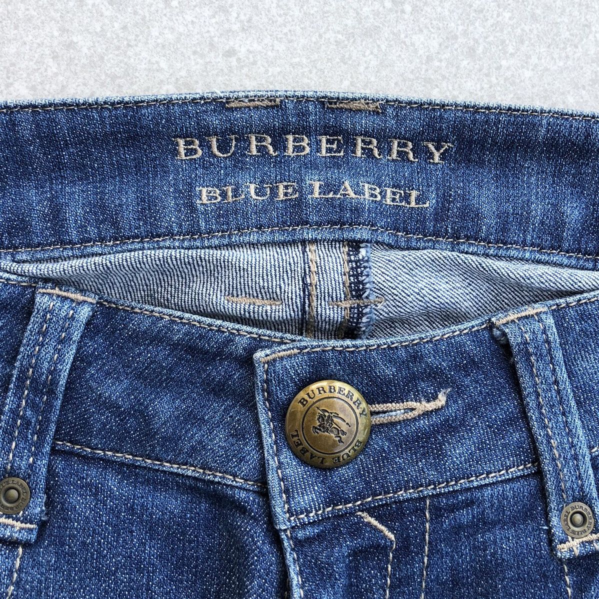 Burberry Burberry Blue Label Stretchable 3 Quarter Denim Pants Size 28" / US 6 / IT 42 - 6 Thumbnail