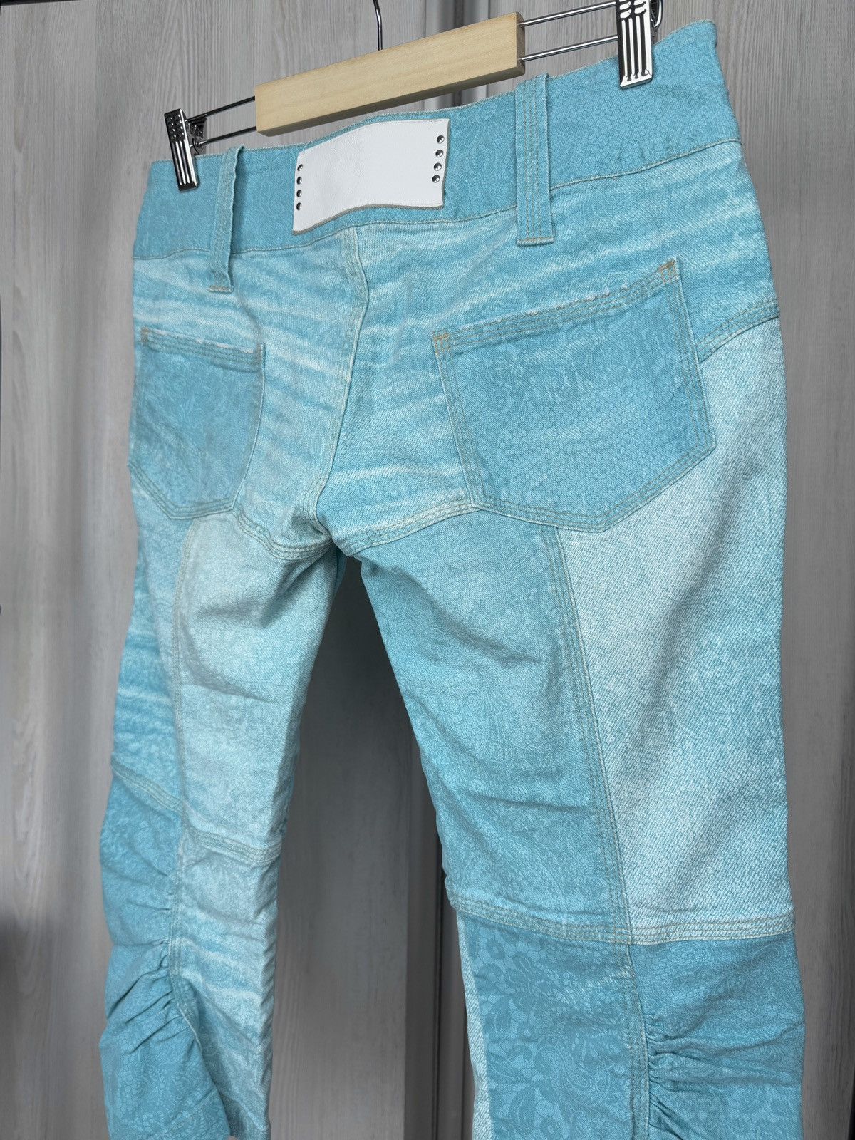 Just Cavalli Just Cavalli blue pattern patchwork half pants capri shorts Size 28" / US 6 / IT 42 - 9 Thumbnail