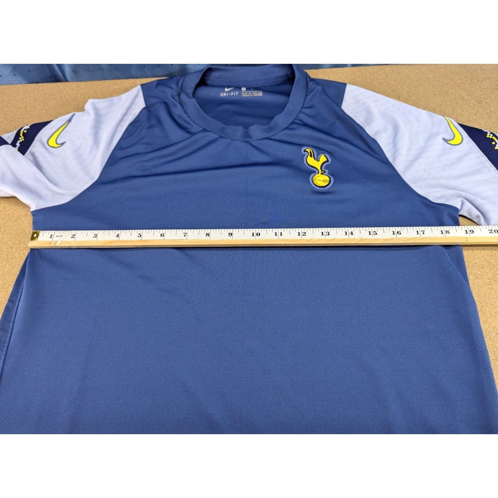Nike Tottenham Hotspur Nike 2020-2021 Mens Jersey Short Sleeve T-Shirt Training Football Adult M Multicolor Nike Shirt Football Mens Jersey Size US M / EU 48-50 / 2 - 5 Thumbnail