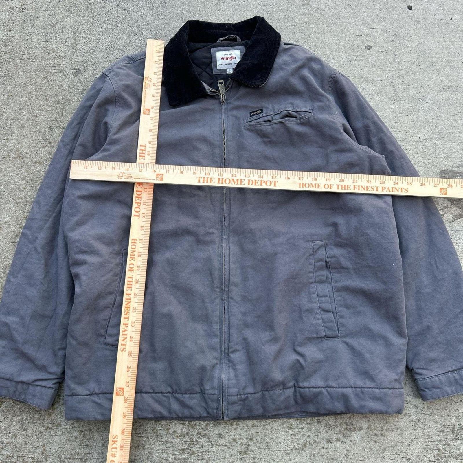 Wrangler Wrangler mens workwear jacket with corduroy collar Size XL Size US XL / EU 56 / 4 - 4 Thumbnail
