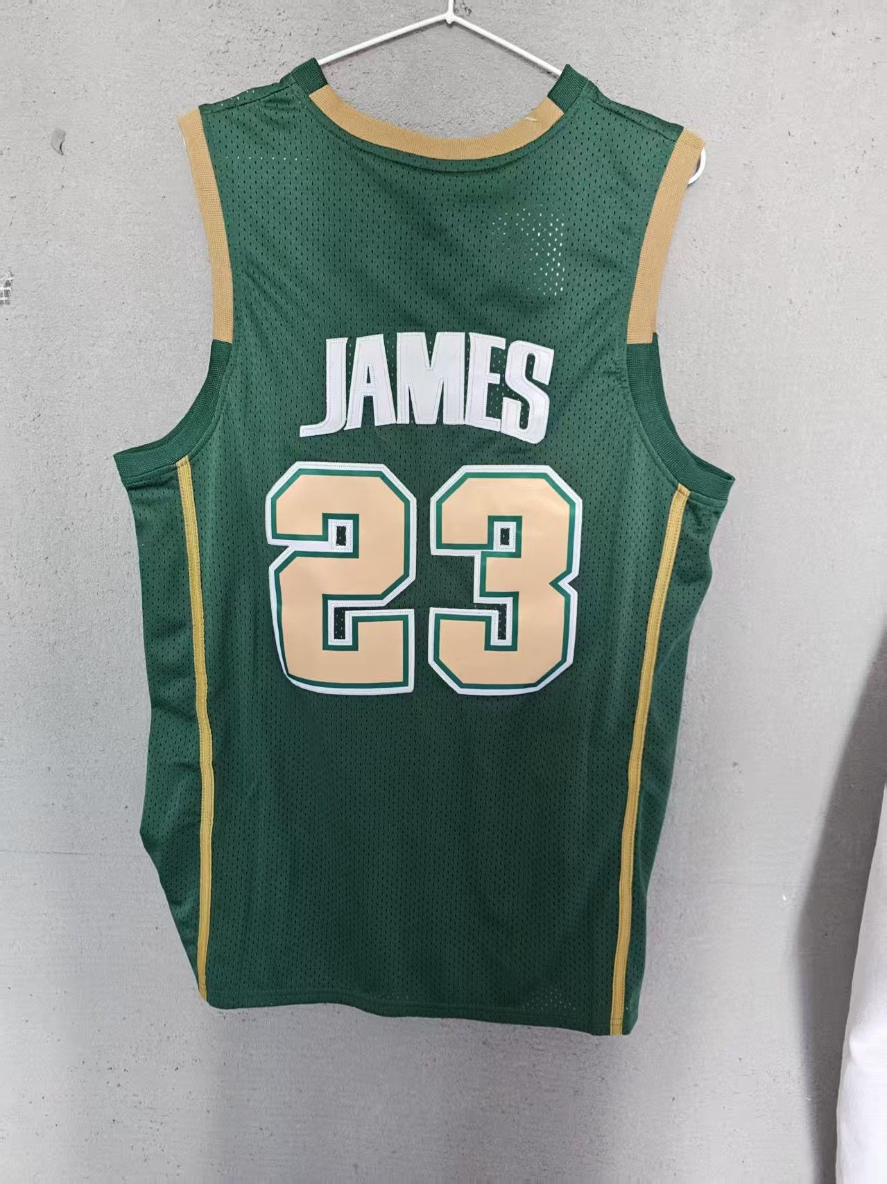 NBA Irish #23 LeBron James Jersey Small Green Size US S / EU 44-46 / 1 - 1 Thumbnail