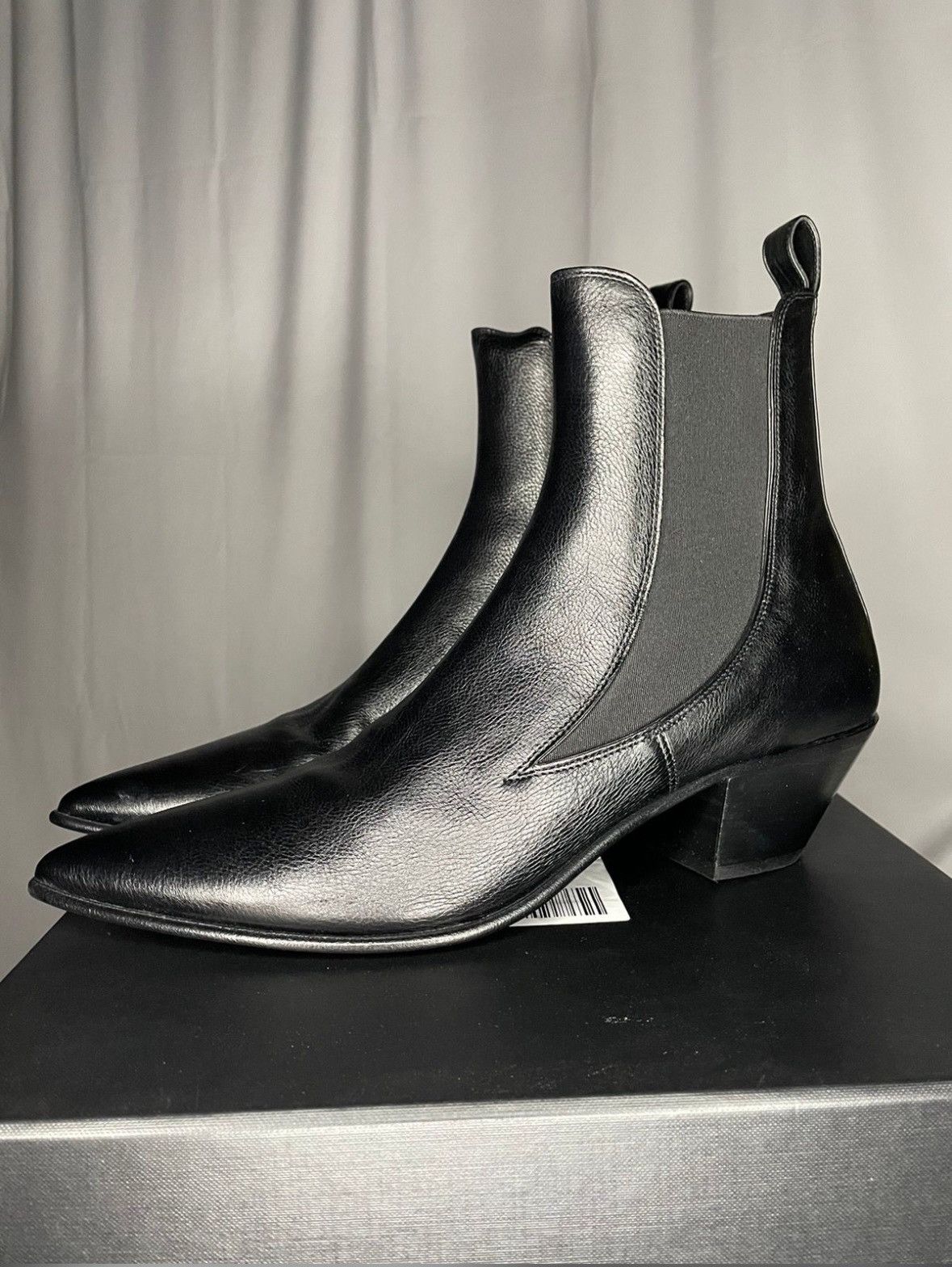Saint Laurent Paris Saint Laurent Ellis 50 Banana Leather  display picture 3