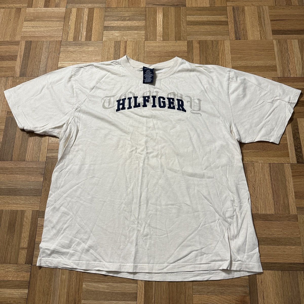 Tommy Hilfiger Vintage Tommy Hilfiger tee Size US XL / EU 56 / 4 - 1 Thumbnail