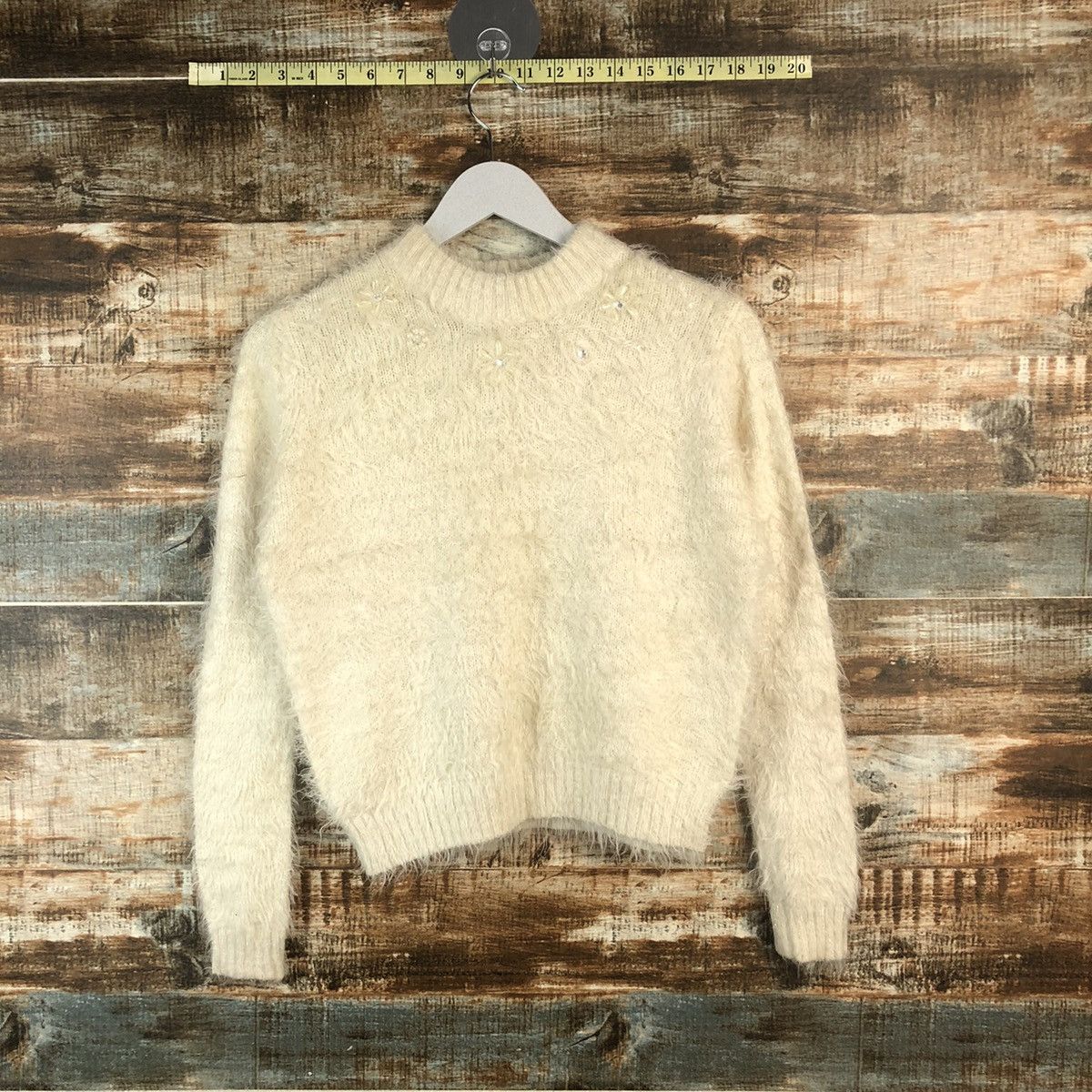 Vintage DL Ingni White shaggy fur Mohair Knitwear #C390 Size S / US 4 / IT 40 - 1 Thumbnail