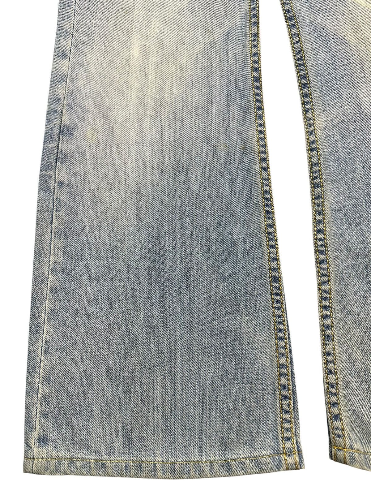 Japanese Brand Vintage Japanese Brand Blue Faded Wash Clawmark Style Baggy Size US 31 - 7 Thumbnail