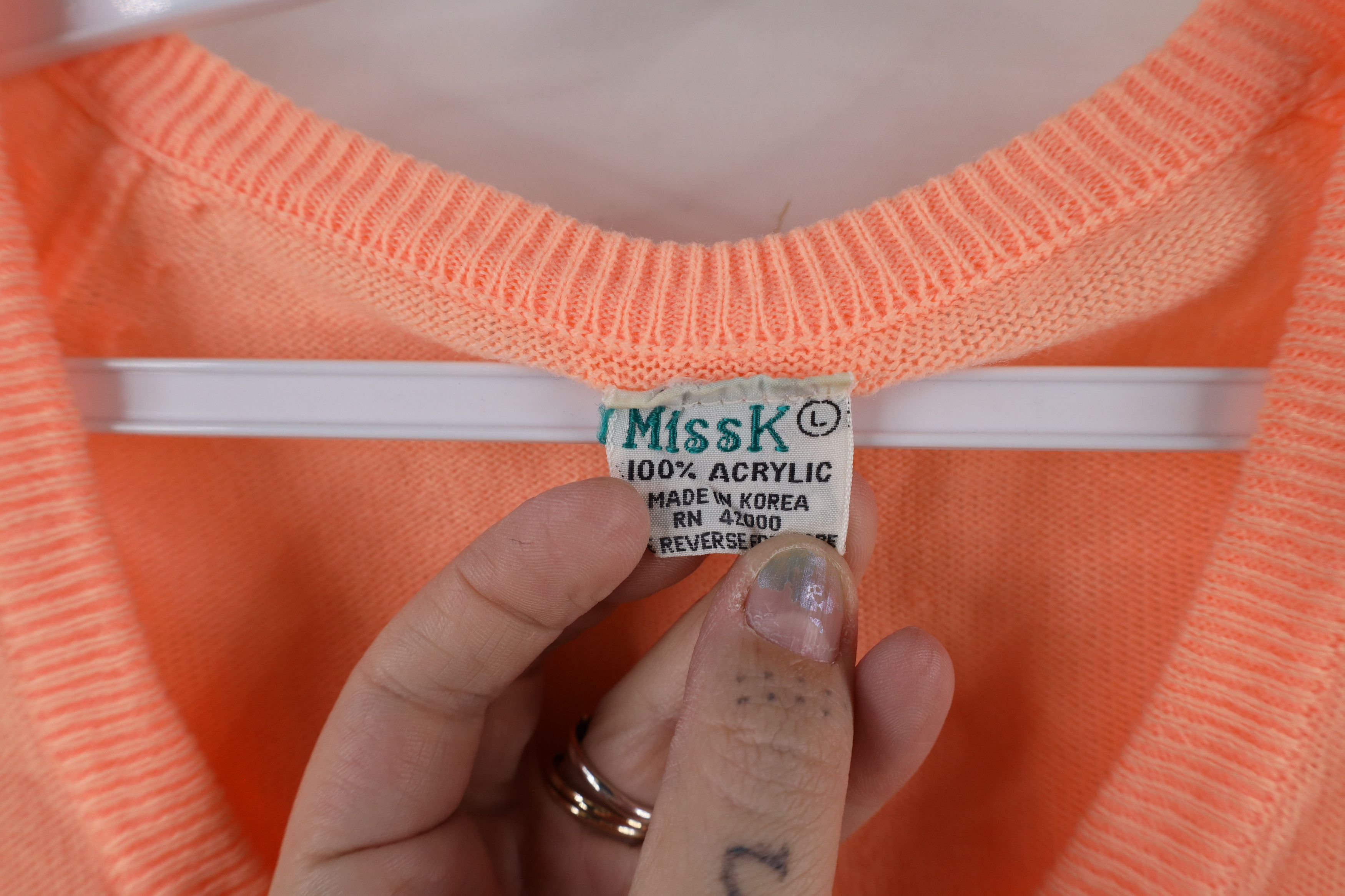 Vintage Vintage 70s Streetwear Lightweight Knit Sweater Neon Pink Size L / US 10 / IT 46 - 5 Thumbnail