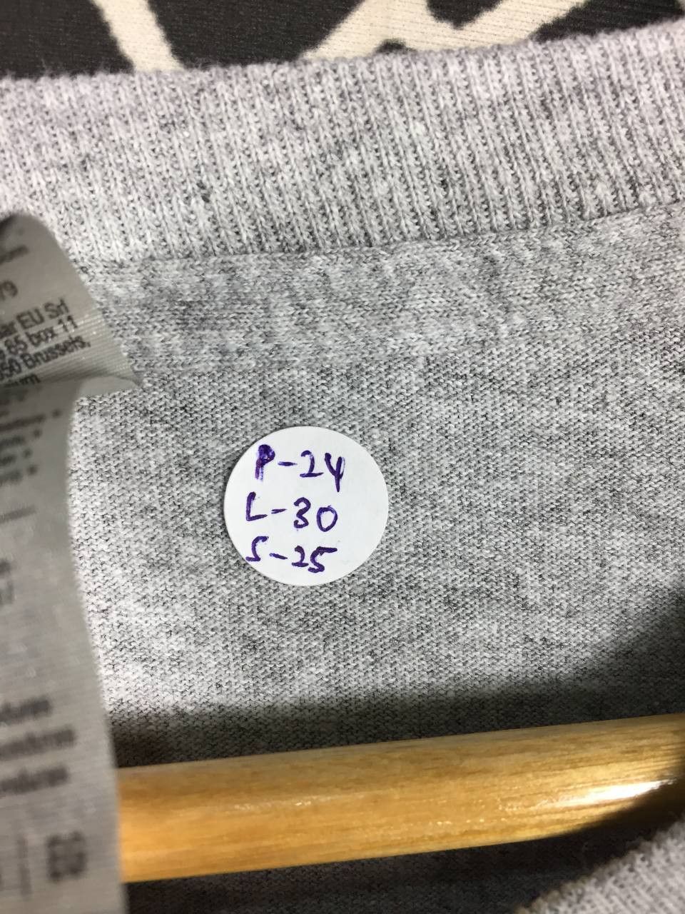Gildan × Vintage Gildan Plain Casual Essential Pocket Longsleeve Tee Size US XL / EU 56 / 4 - 10 Thumbnail