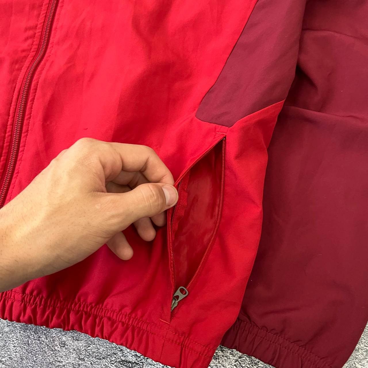 Nike × Vintage Vintage Nike Track Jacket Sports Style Streetwear Size US S / EU 44-46 / 1 - 8 Thumbnail