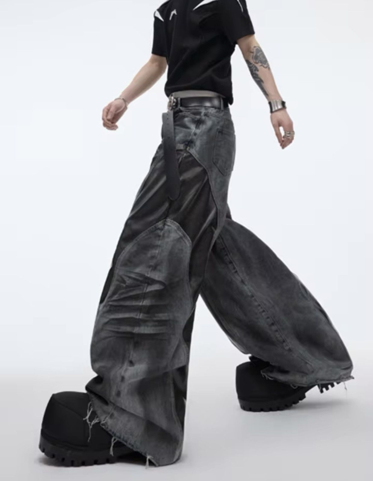 Leather Cyber Y2K Streetwear Pu Leather Patchwork Baggy Flare Jeans Size US 34 / EU 50 - 4 Thumbnail