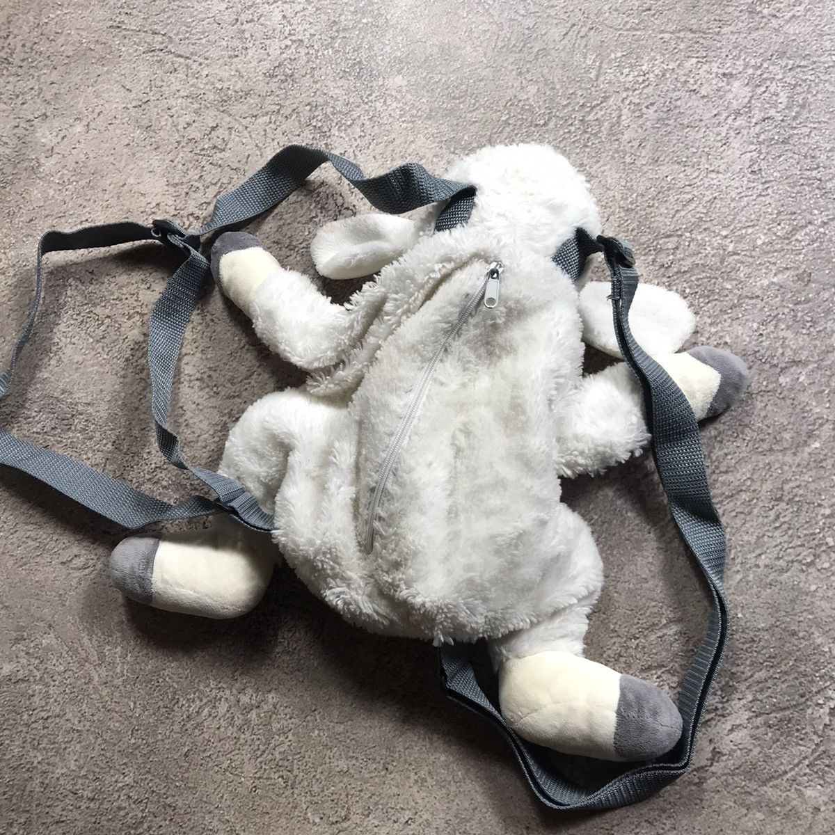 Vintage Vintage Y2K Lamb Plush Backpack Toy Streetwear Baggy Logo OS Size ONE SIZE - 4 Thumbnail