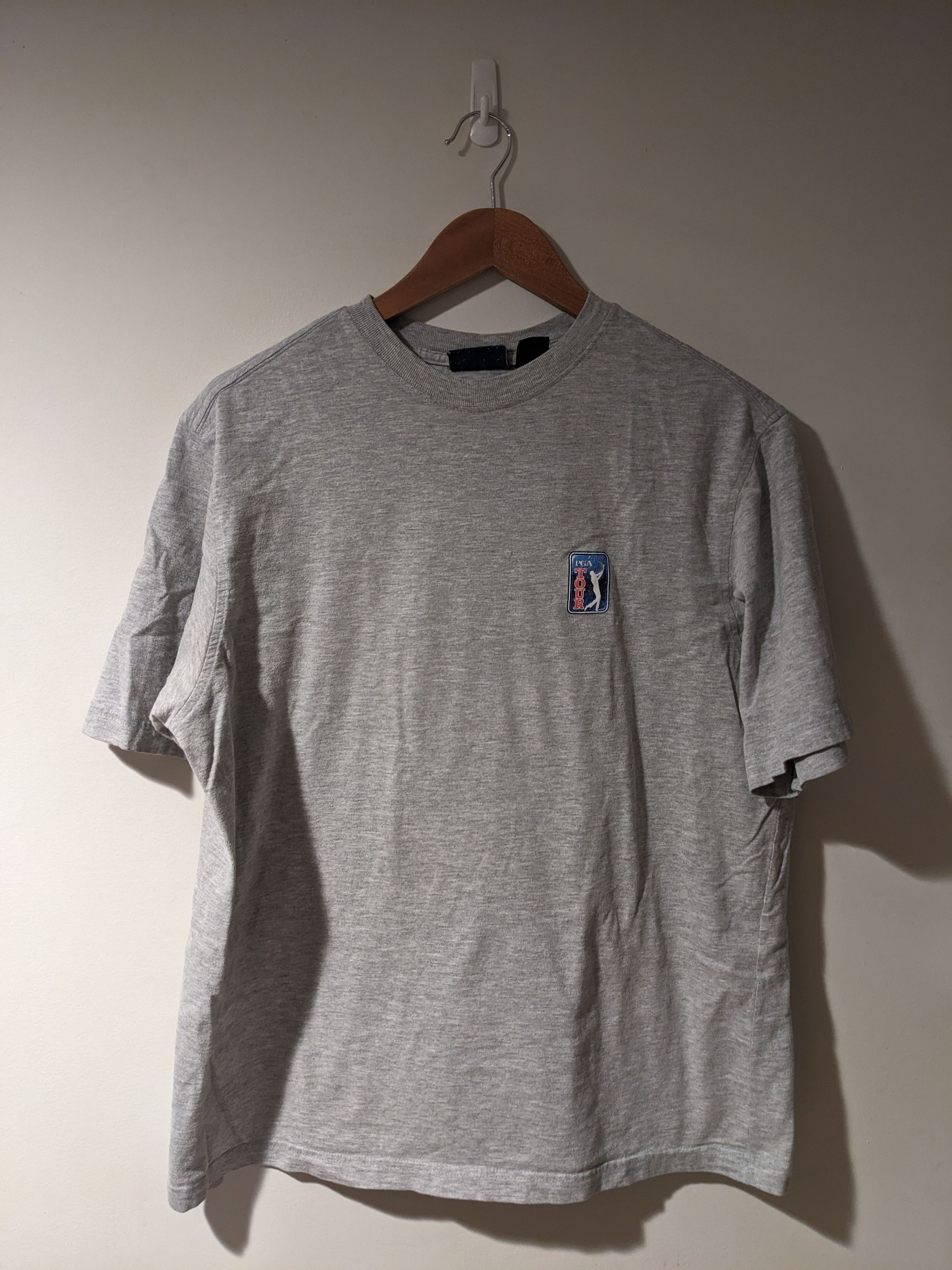 Vintage Vintage Y2K PGA Tour Golf Sport Center Logo Large T-Shirt Size US L / EU 52-54 / 3 - 3 Thumbnail