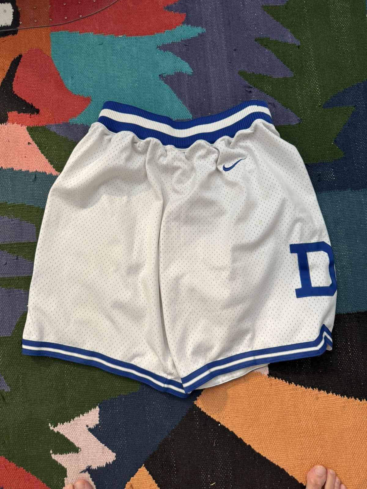 Nike × Vintage Vintage Nike Duke Basketball Shorts Size US 30 / EU 46 - 1 Thumbnail