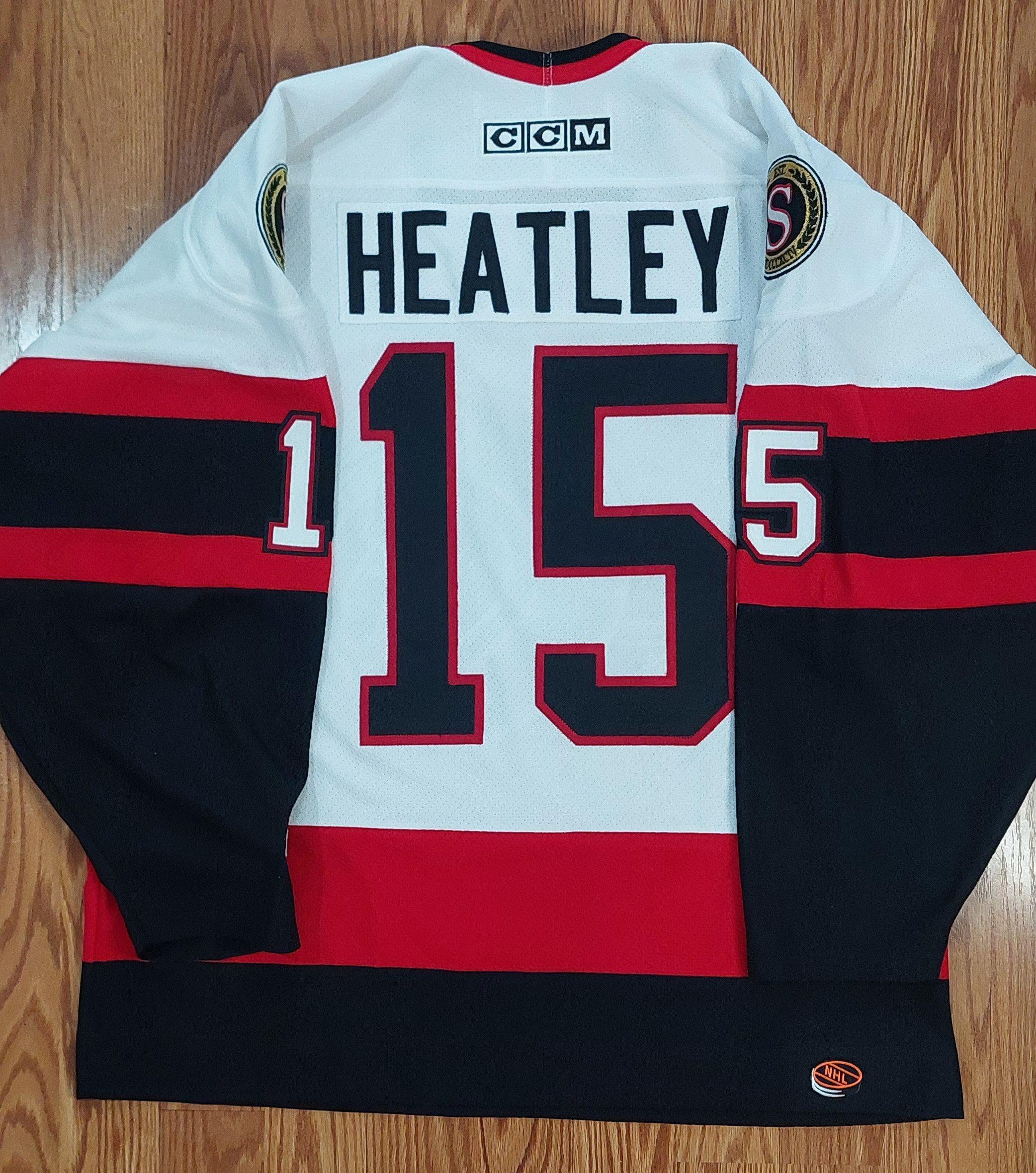 Ccm Authentic Ottowa Senators Dany Heatley CCM MiC Jersey Size US L / EU 52-54 / 3 - 13 Thumbnail