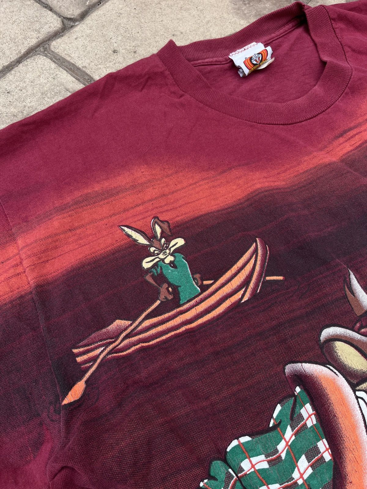 Warner Bros TAZ 1990s FISHERMAN AOP SINGLE STITCH Size US XL / EU 56 / 4 - 3 Thumbnail
